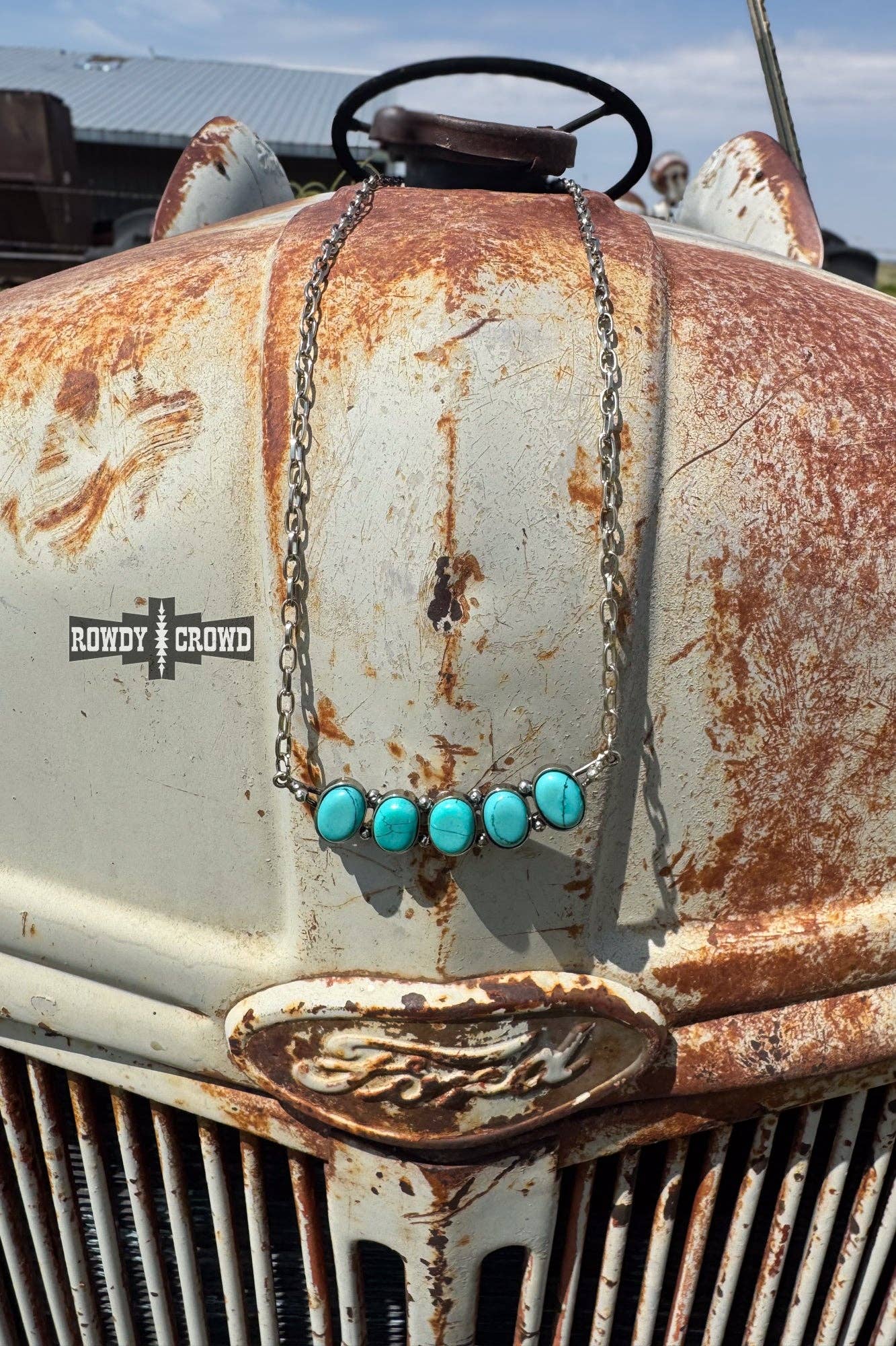 EASTWOOD NECKLACE
