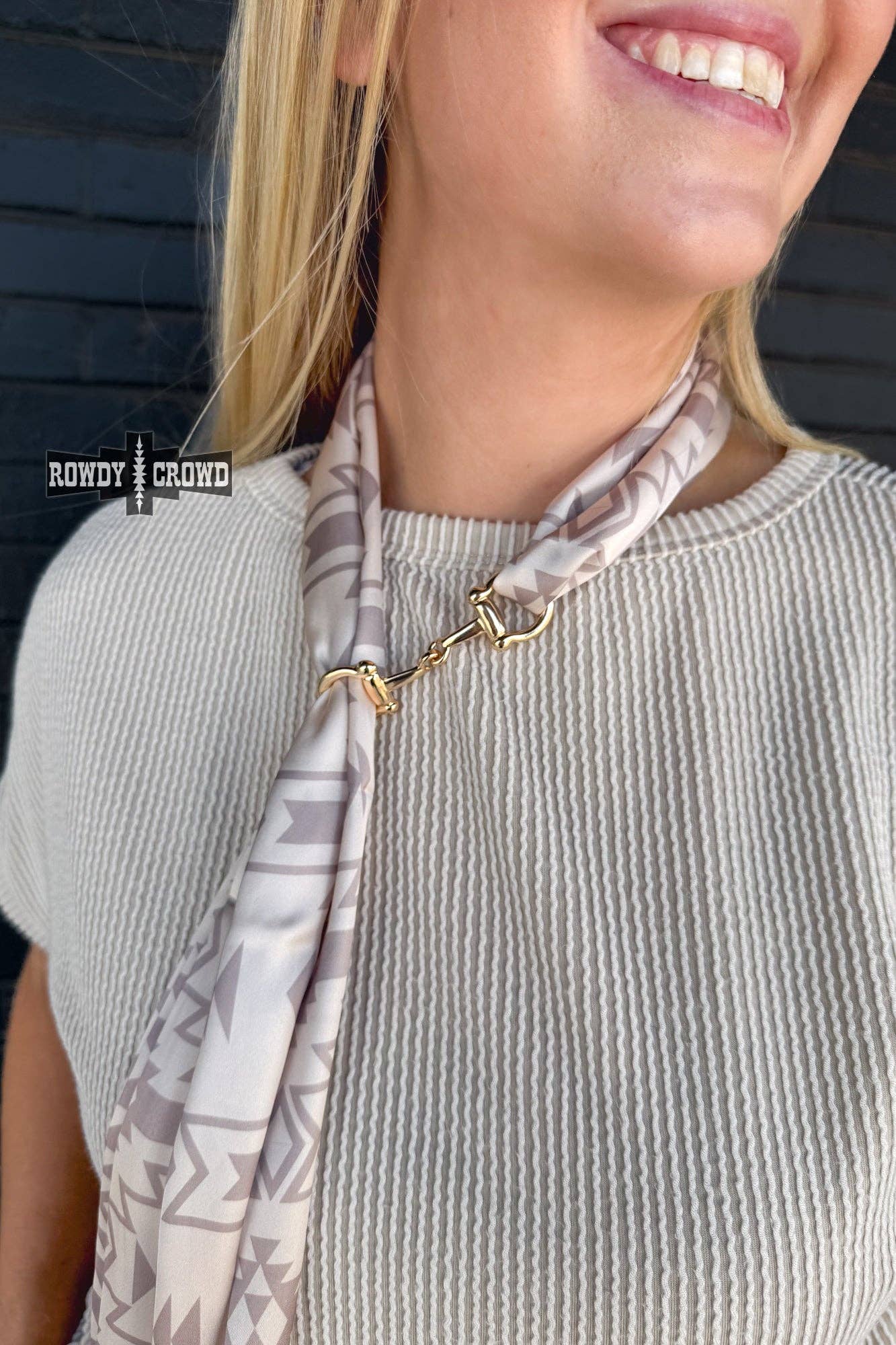 SNAZZY SNAFFLE SCARF SLIDE