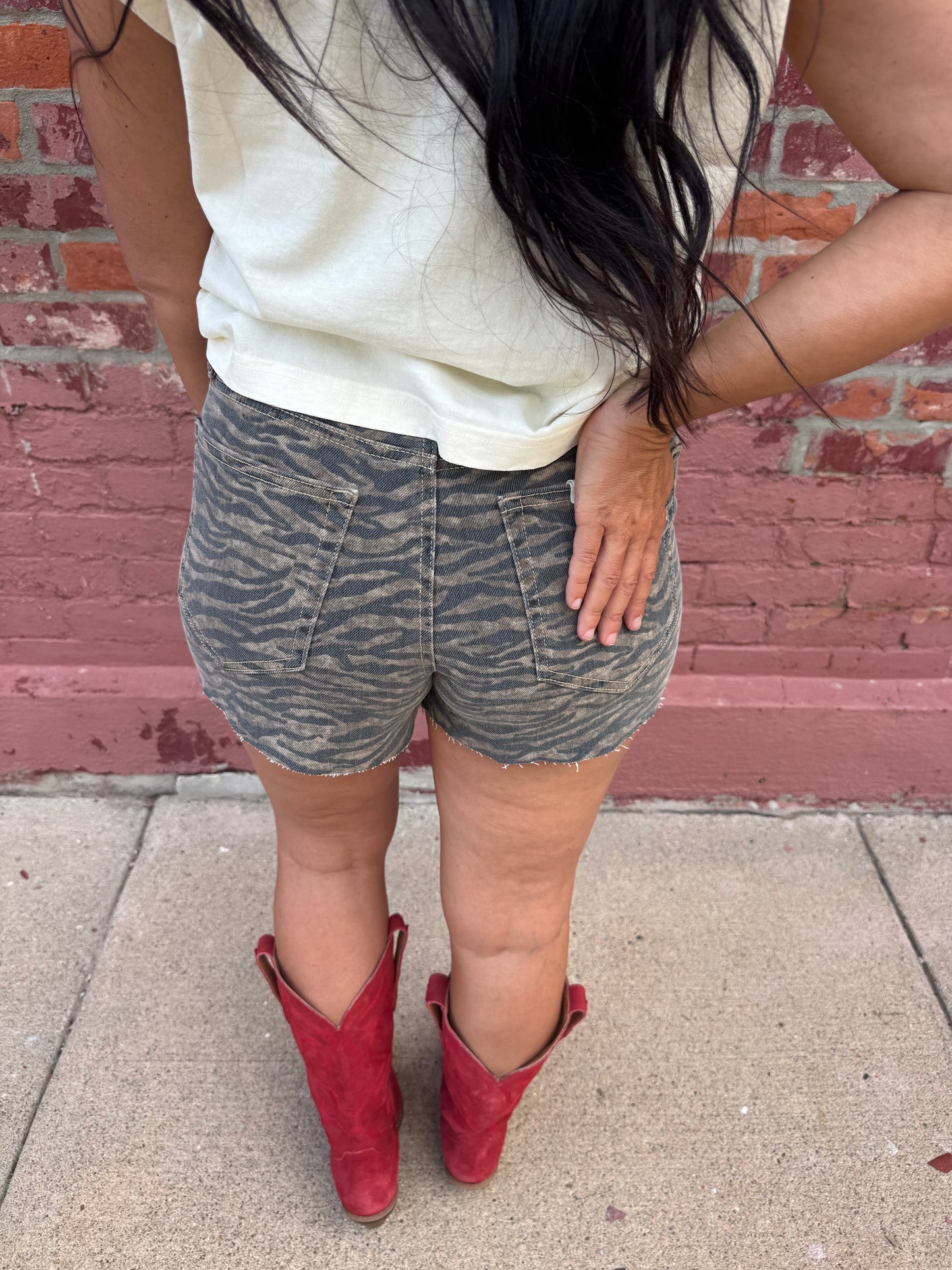 ROAR AND ROLL DENIM SHORTS