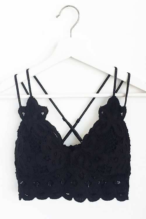 SCALLOPED LACE CAMI BRALETTE