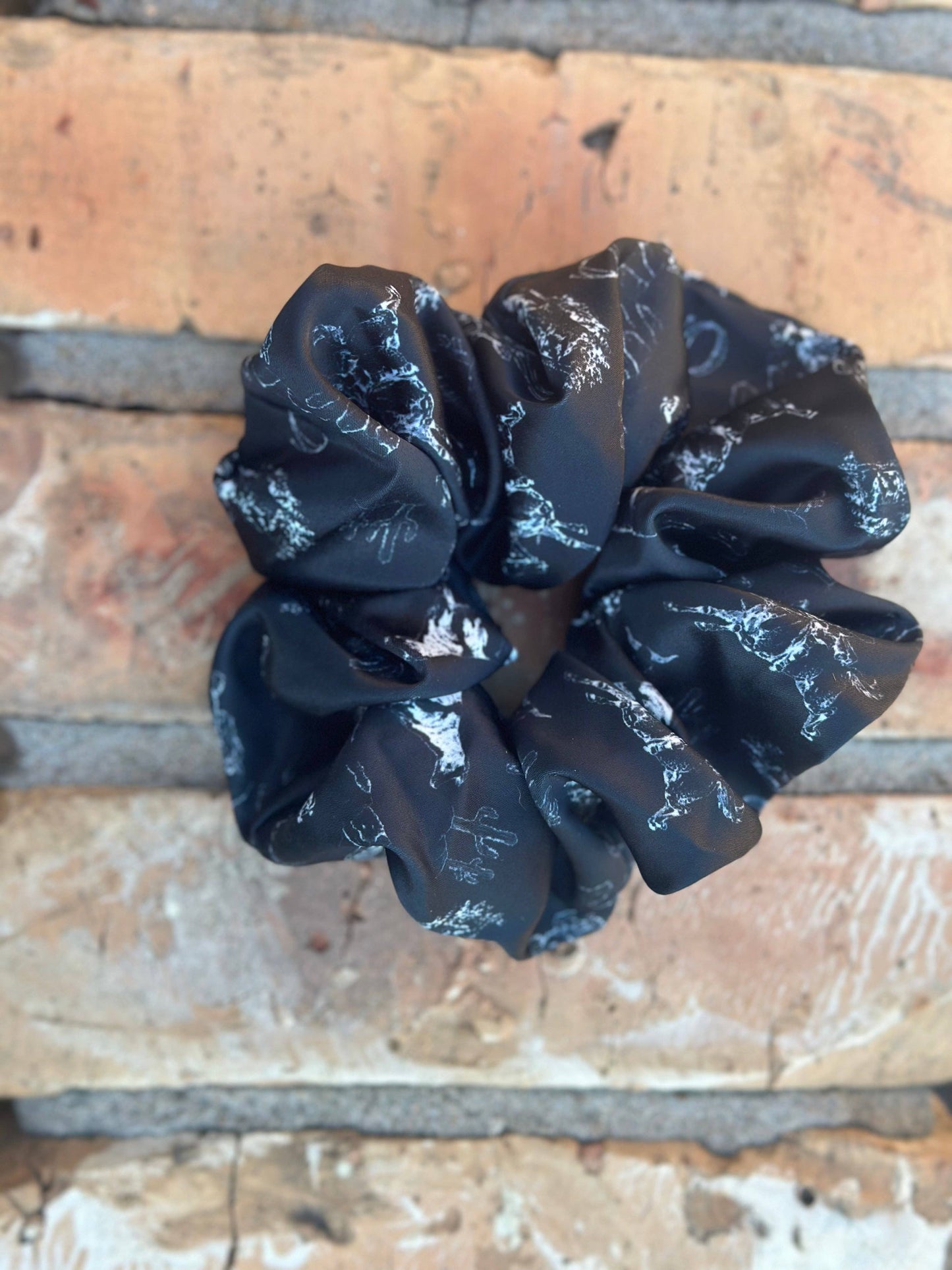 COWBOY SCENE HAIR SCRUNCHIE