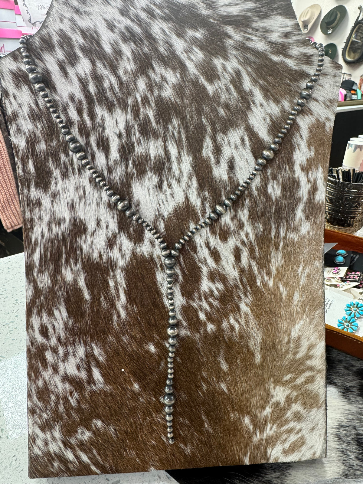 LARIAT PEARL NECKLACE