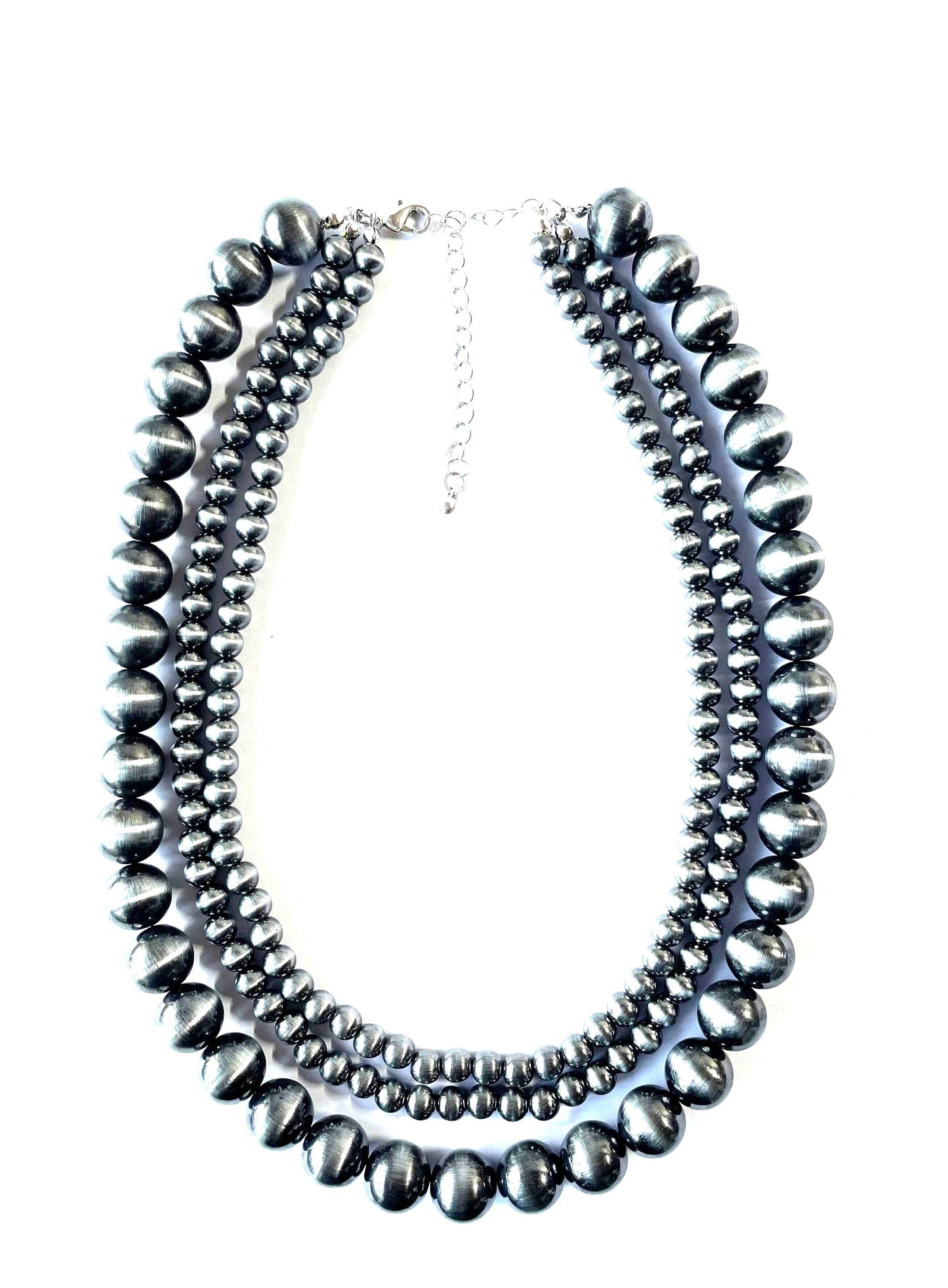 WESTERN 3 LAYERED NAVAJO STYLE PEARL NECKLACE