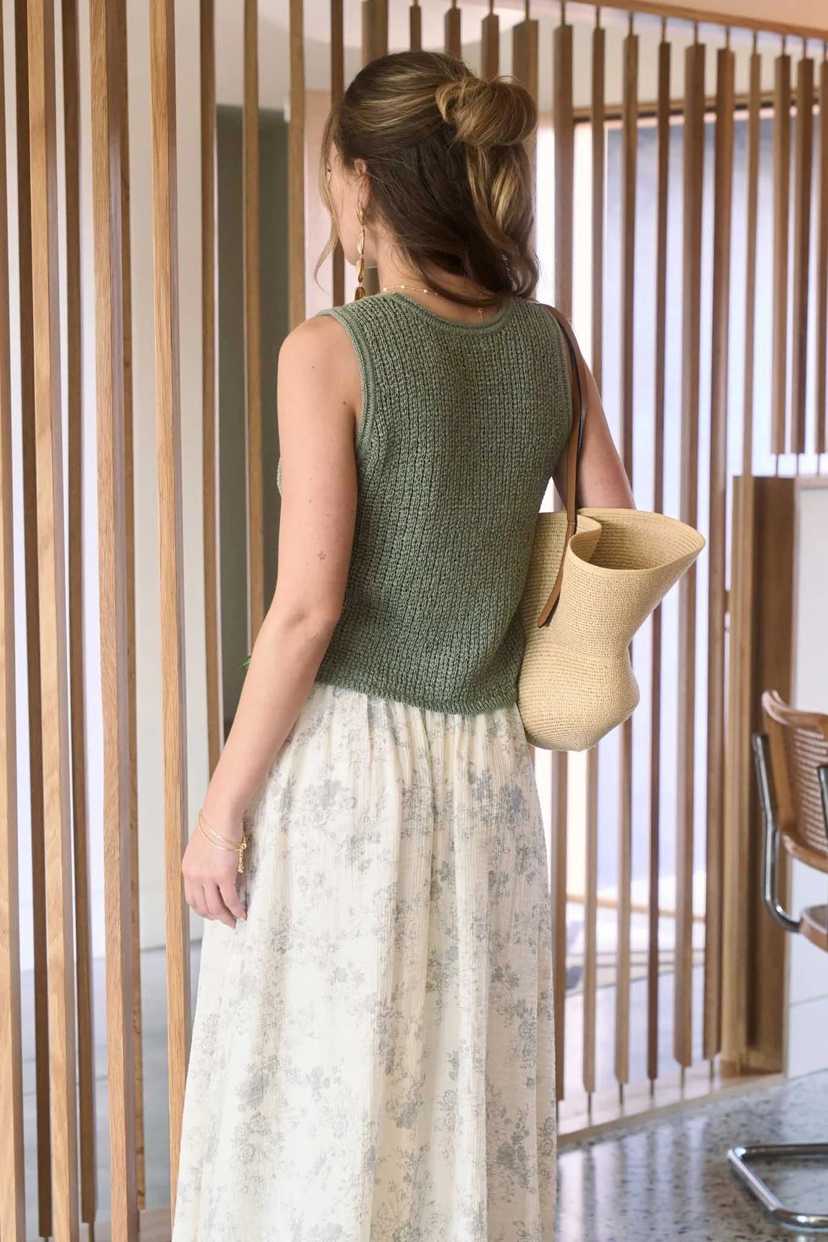GRASEN FRONT BUTTON CROCHET KNIT VEST
