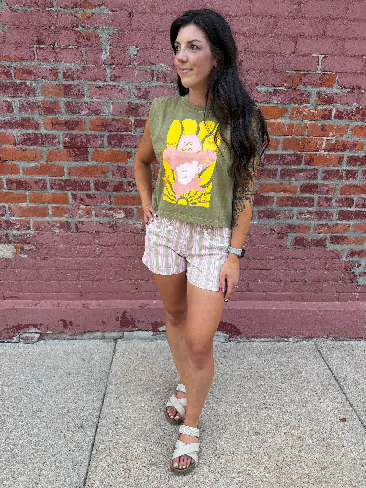 BORN TO RIDE GRAPHIC TEE