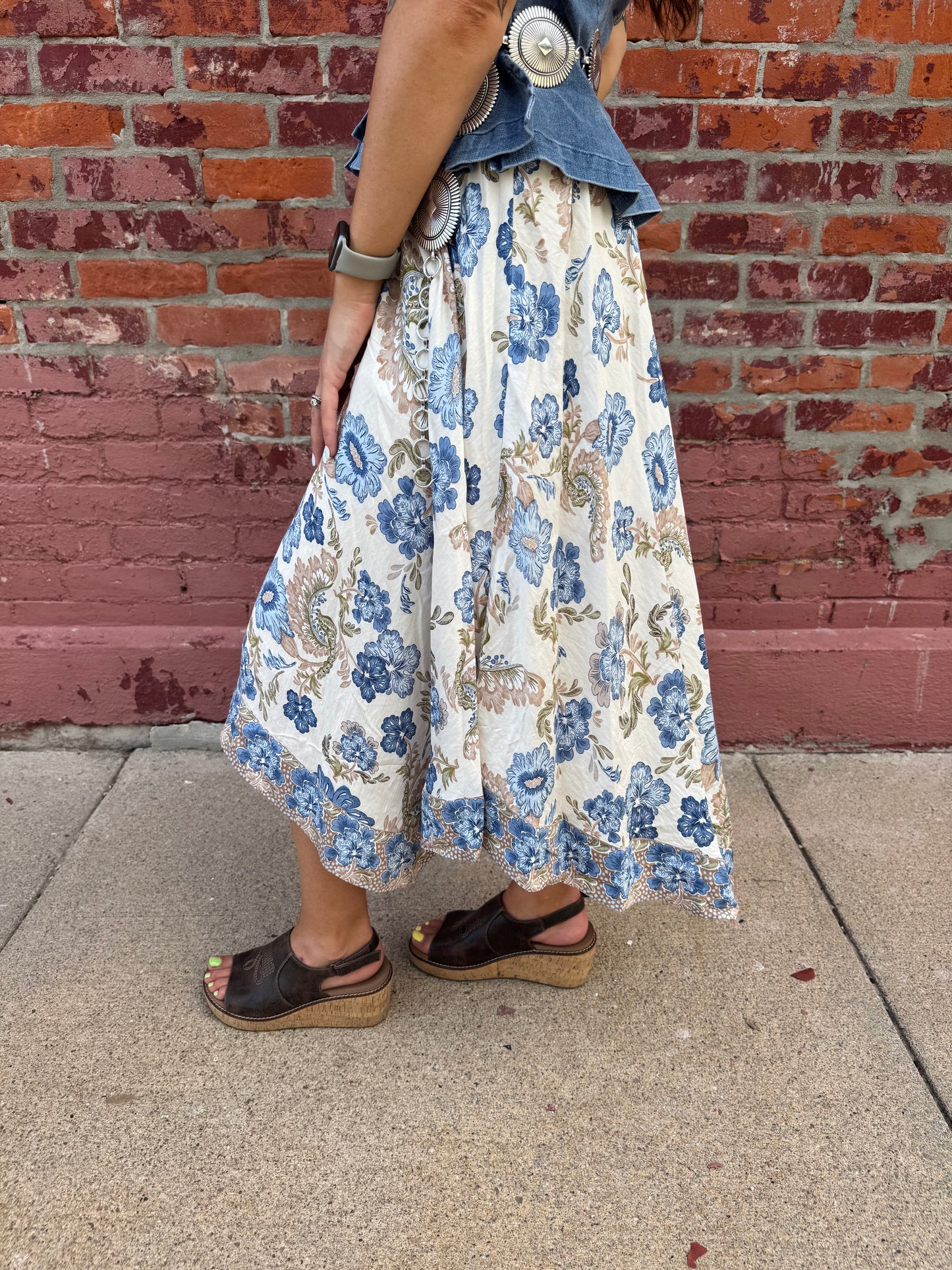 BLUE BELL FLORAL MIDI SKIRT