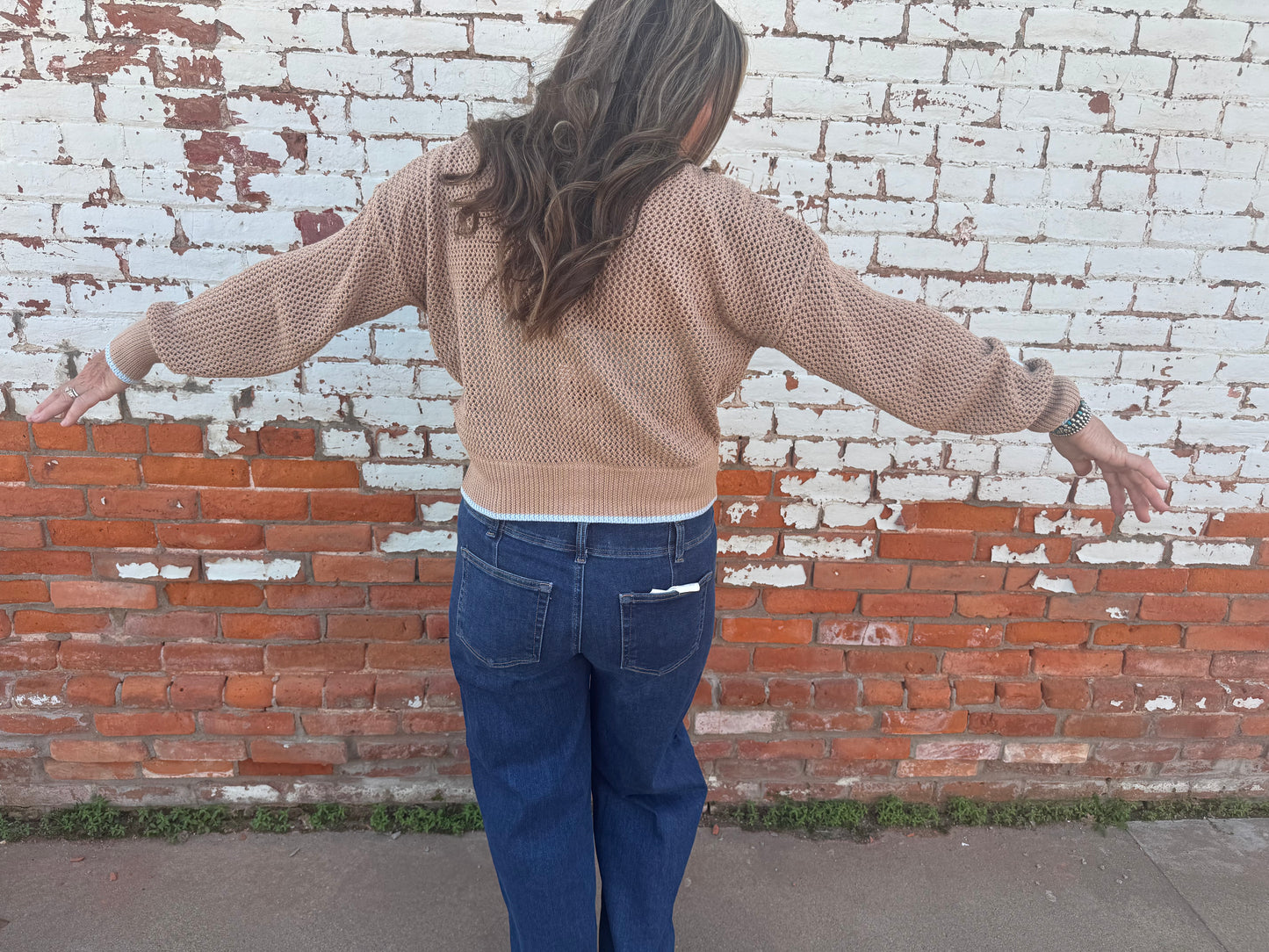 SANDY BLOOM BUTTON KNIT