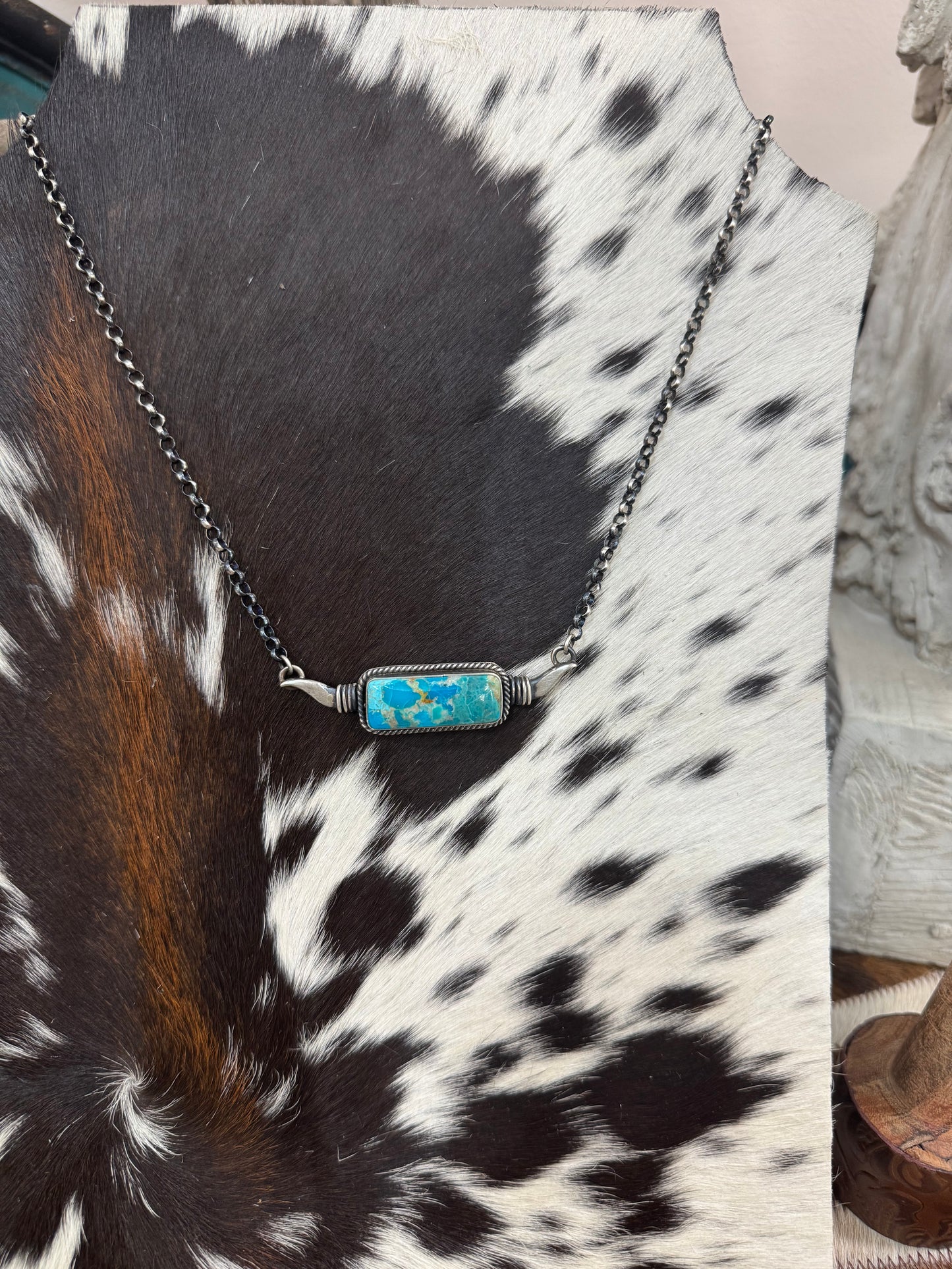 RANGE RIDER LONGHORN BAR NECKLACE