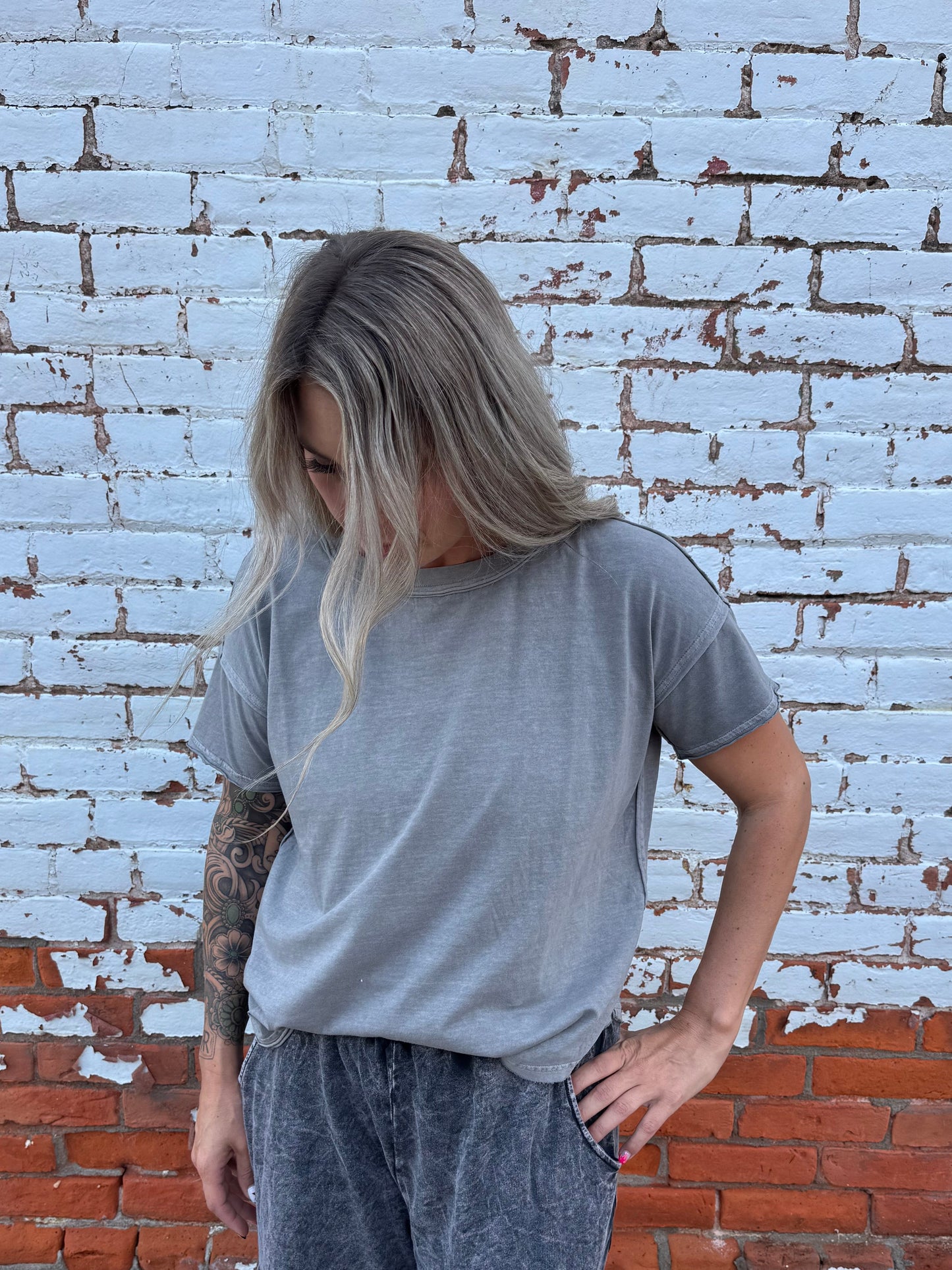 RAW HEM PLAIN TEE