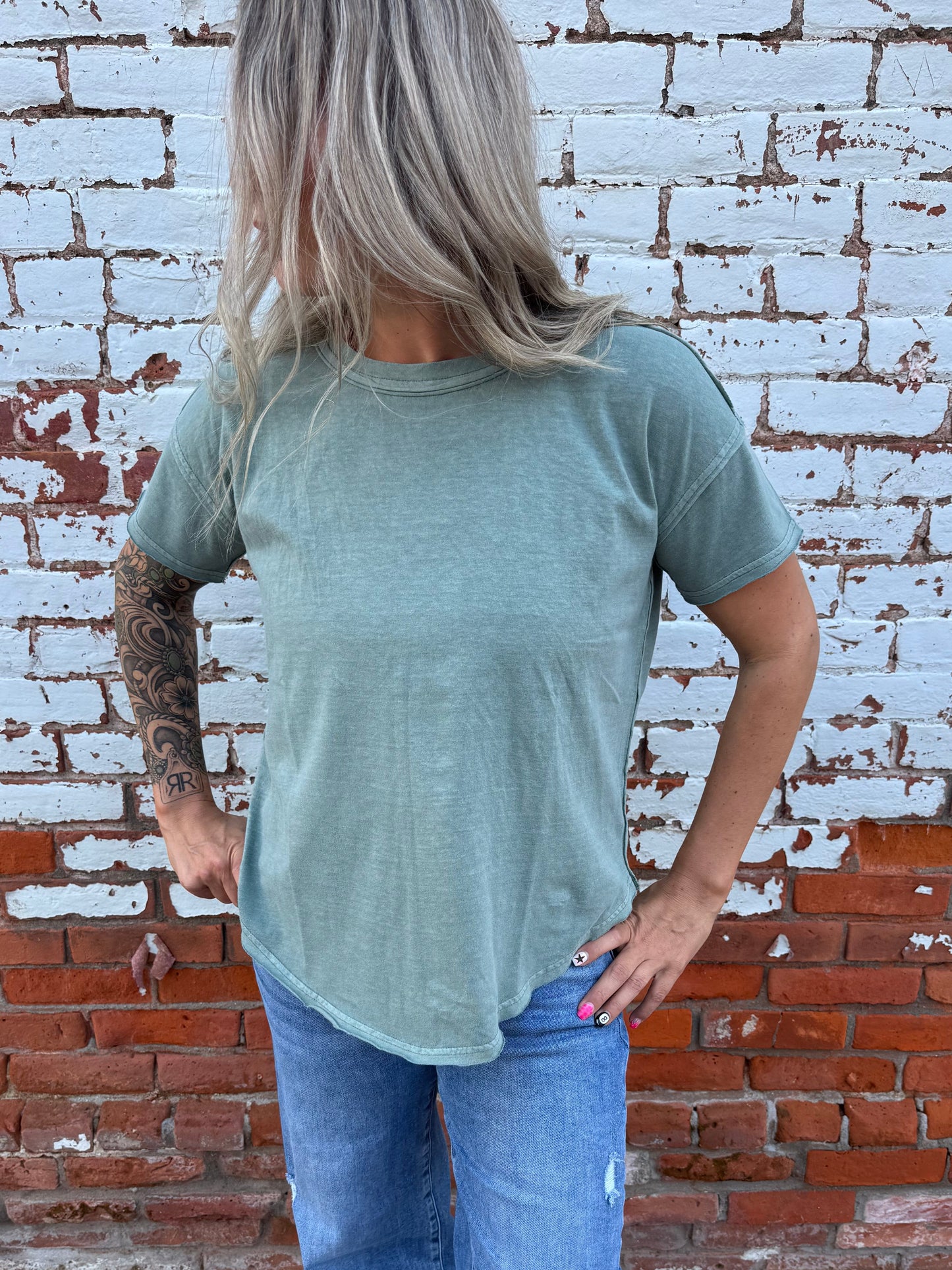 RAW HEM PLAIN TEE