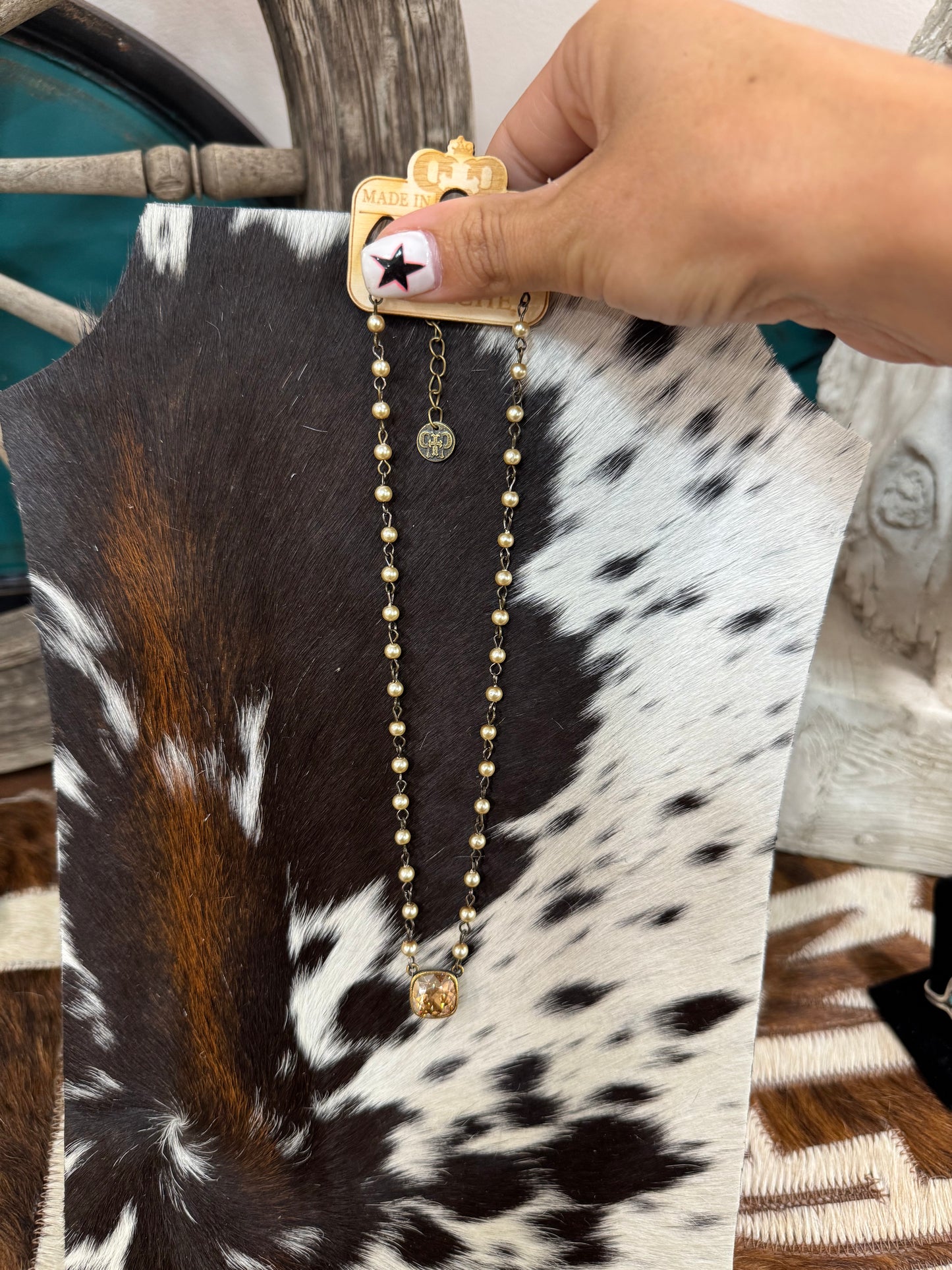 THE PRAIRIE GLOW NECKLACE