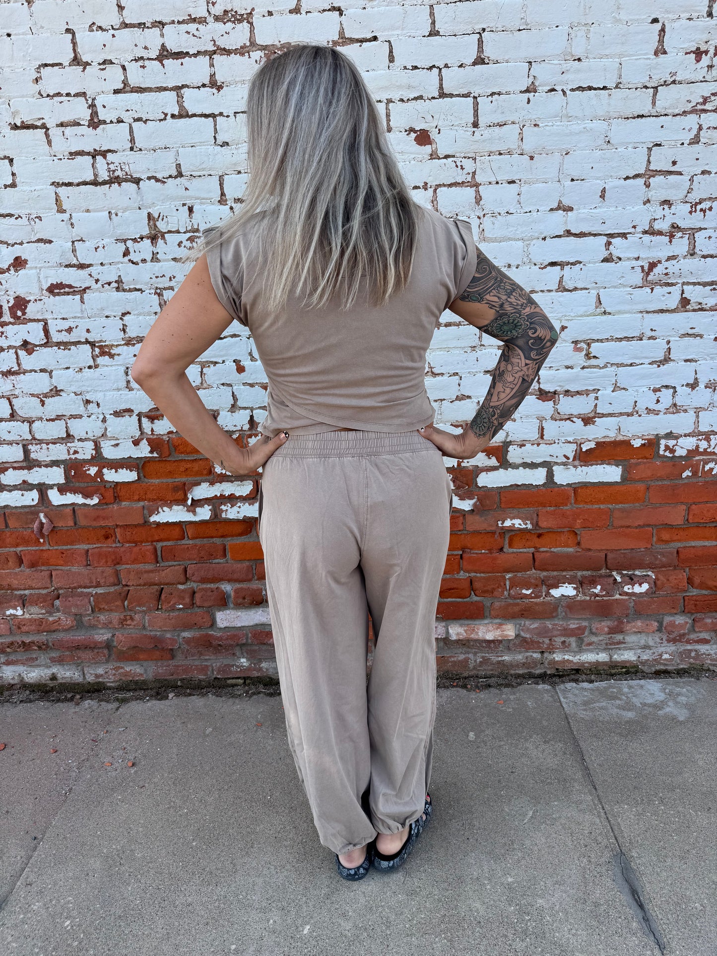 MINERAL WASHED SHORT SLEEVE WRAP TOP