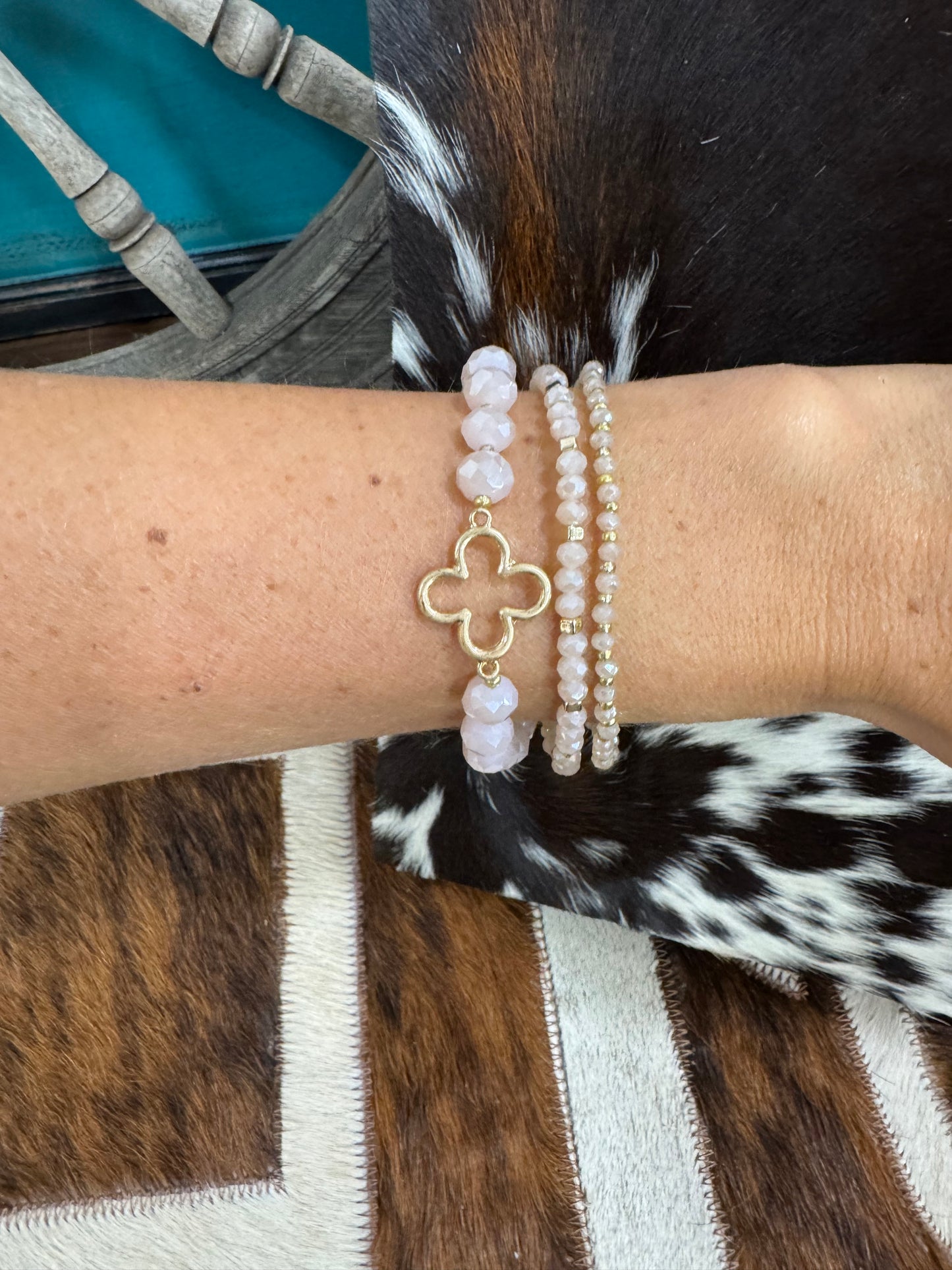GILDED PEARL BRACELET SETS