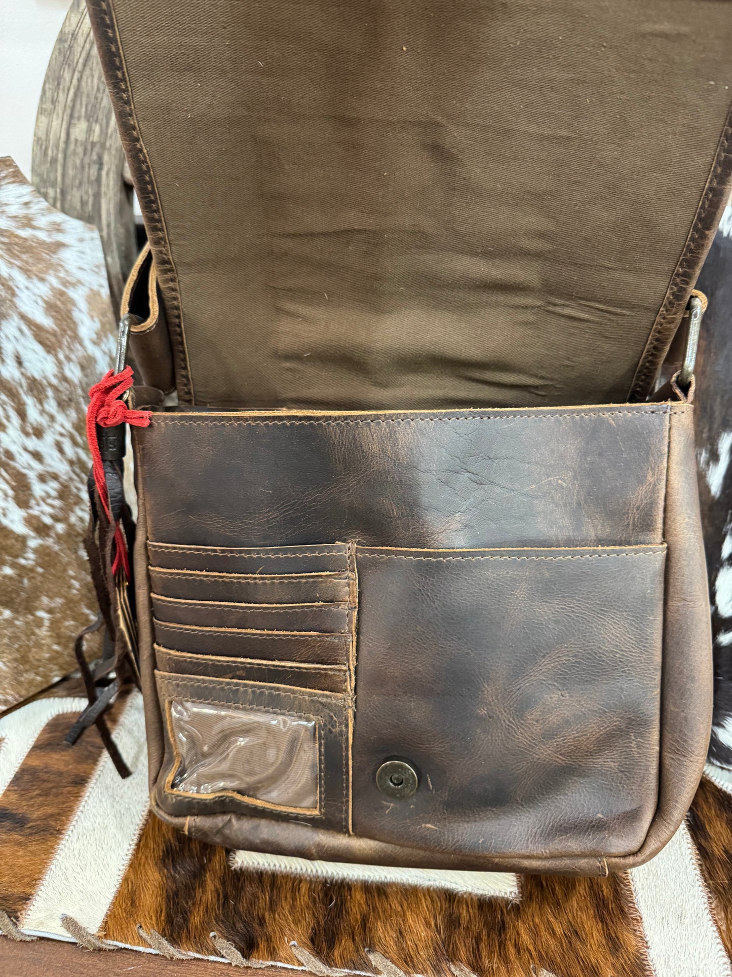 CHAYNEE MOUNTAIN DELLA CROSSBODY
