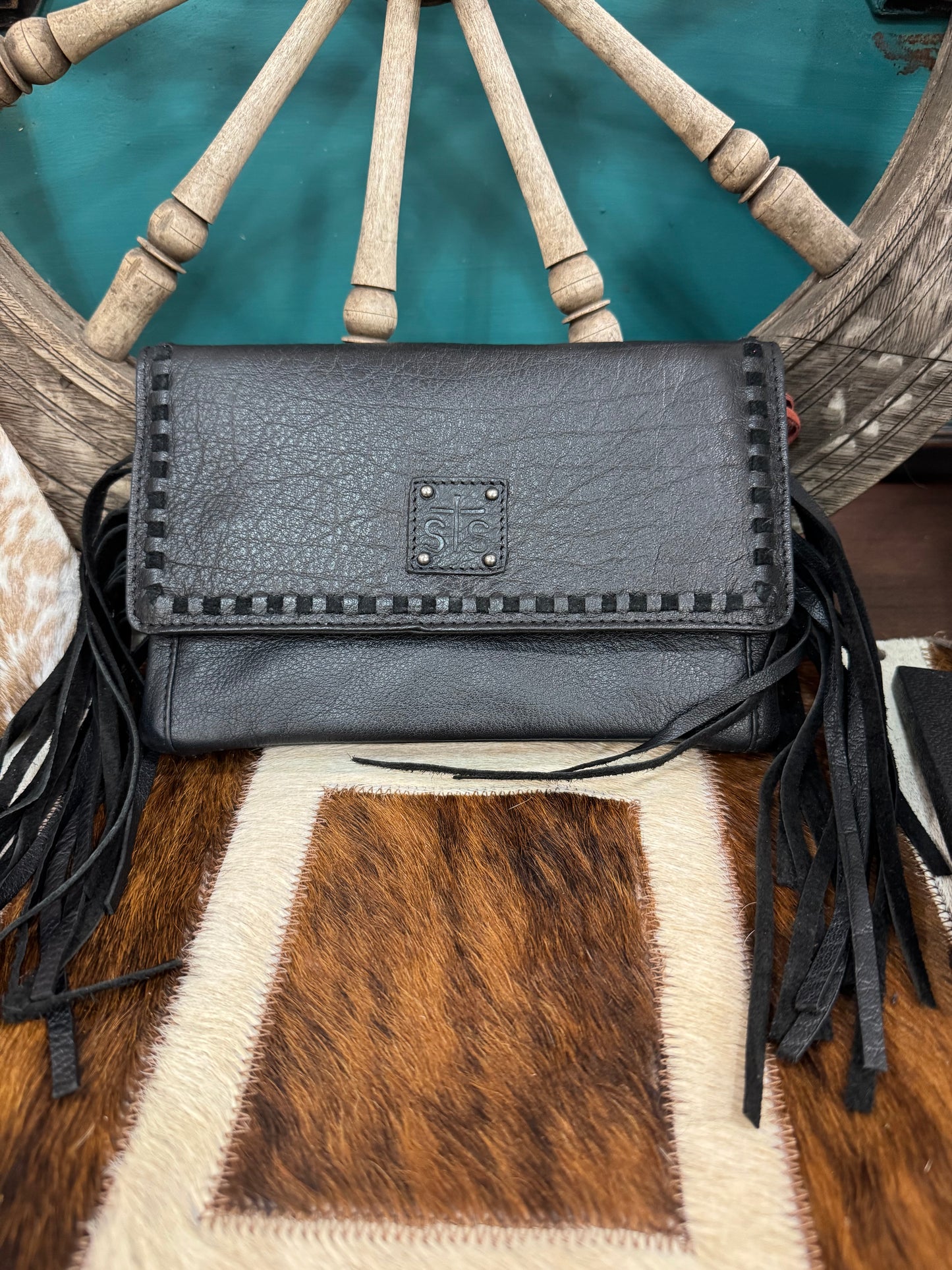 INDIE HARPER CROSSBODY