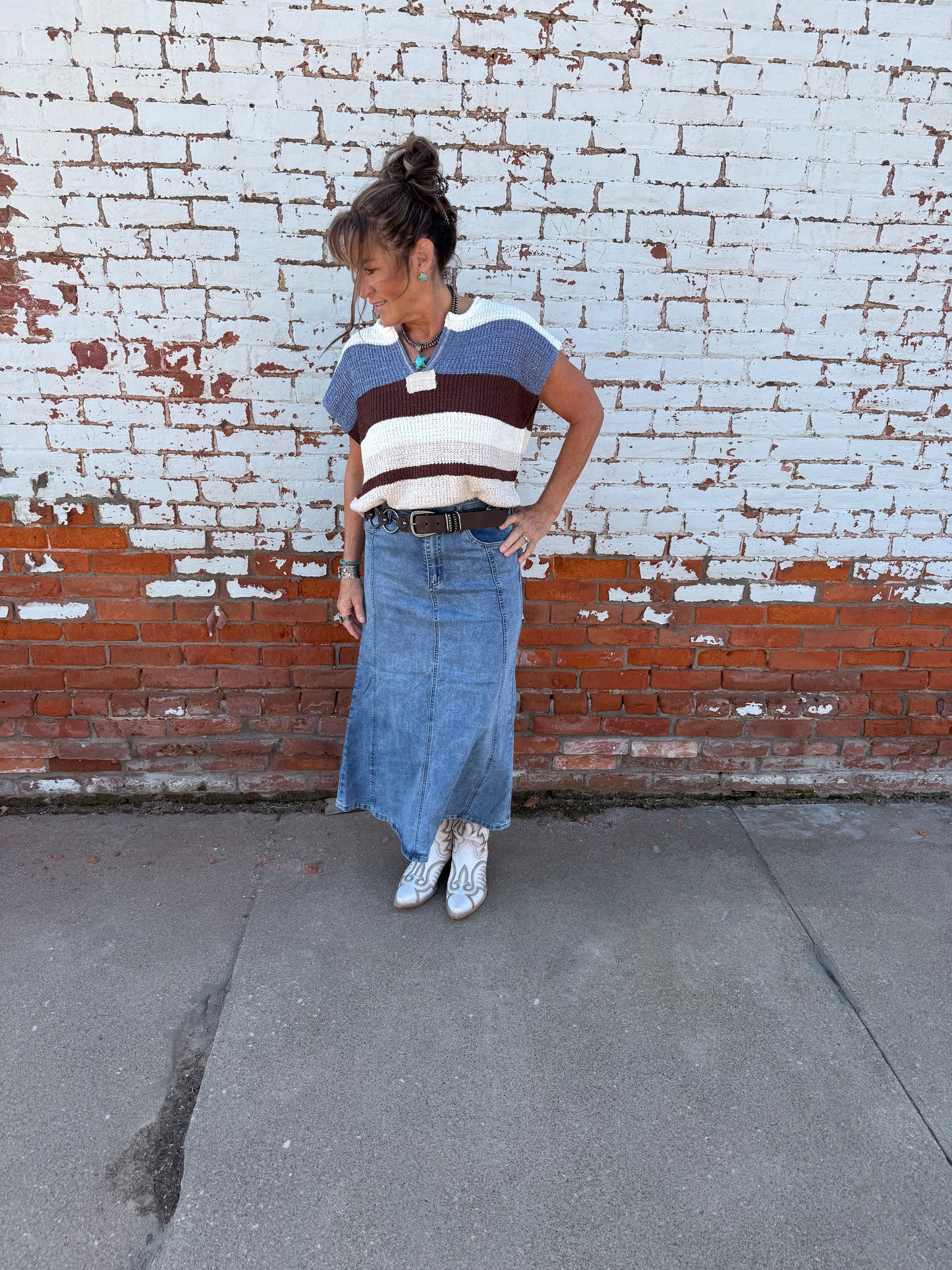 MULTICOLOR STRIPED CAP SLEEVE SWEATER
