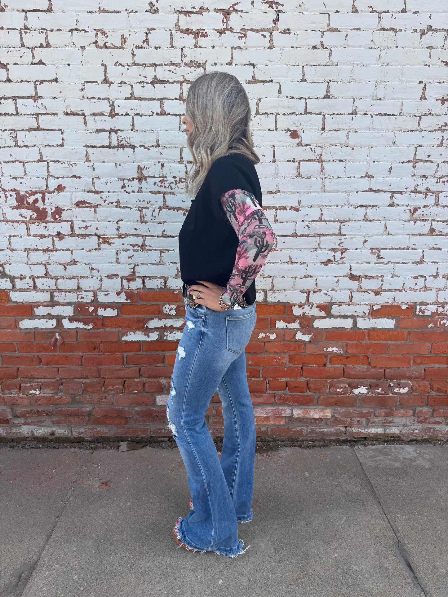 SHORT SLEEVE SWEATER TOP