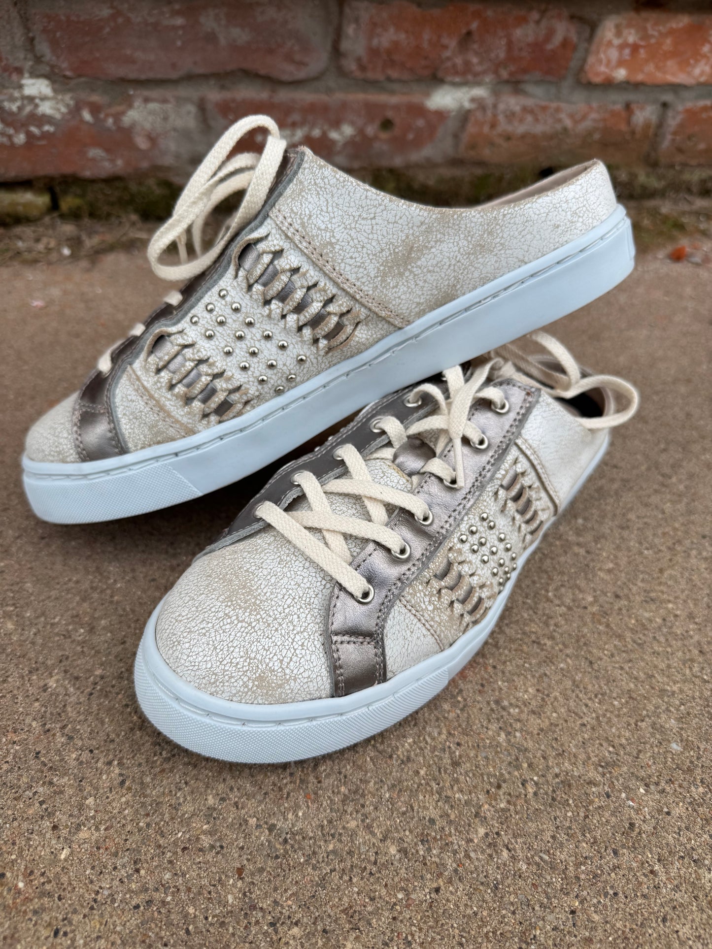 SHELLY OPEN BACK SNEAKERS