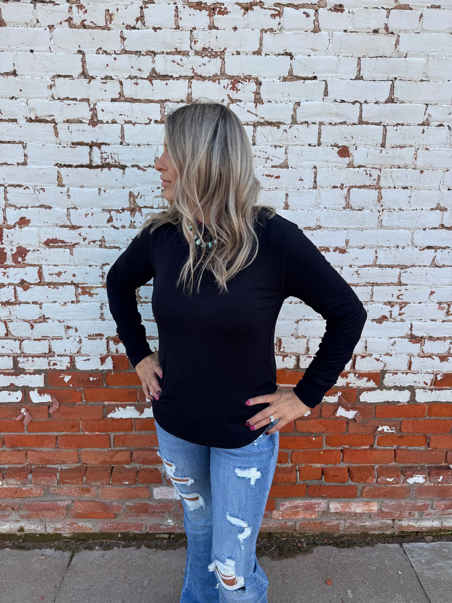 STACY CREW NECK LONG SLEEVE TEE