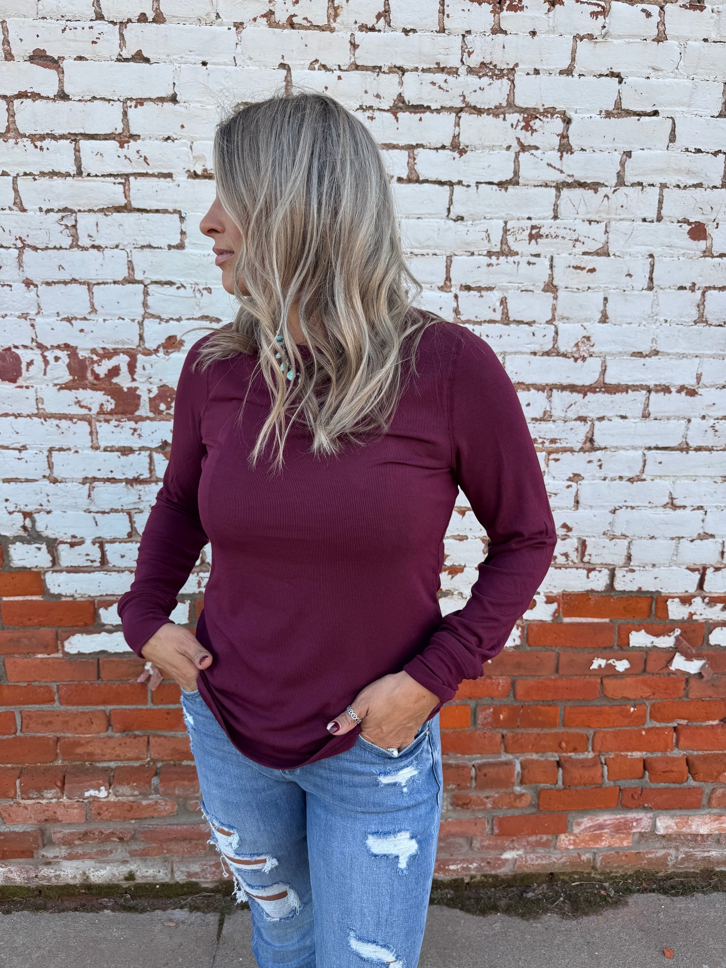 STACY CREW NECK LONG SLEEVE TEE