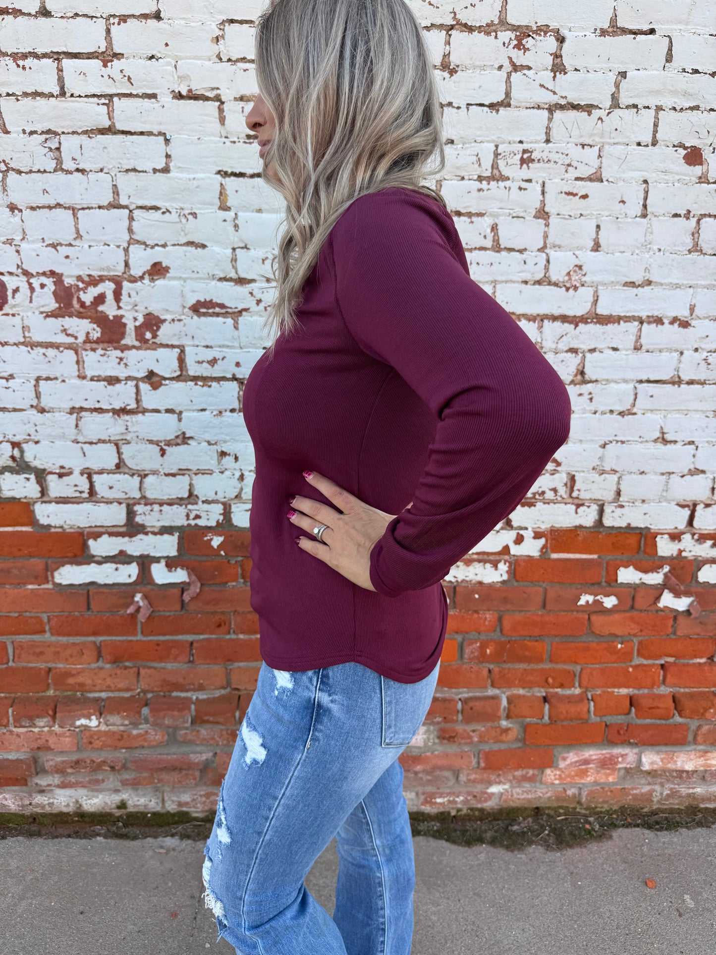 STACY CREW NECK LONG SLEEVE TEE