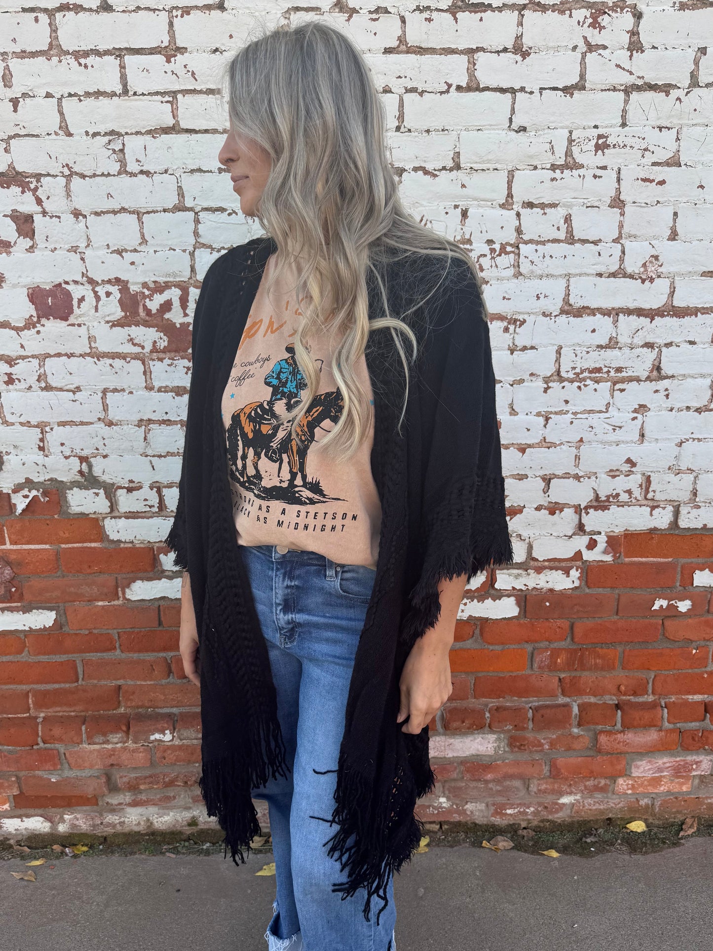 SIP N SADDLE GRAPHIC TEE