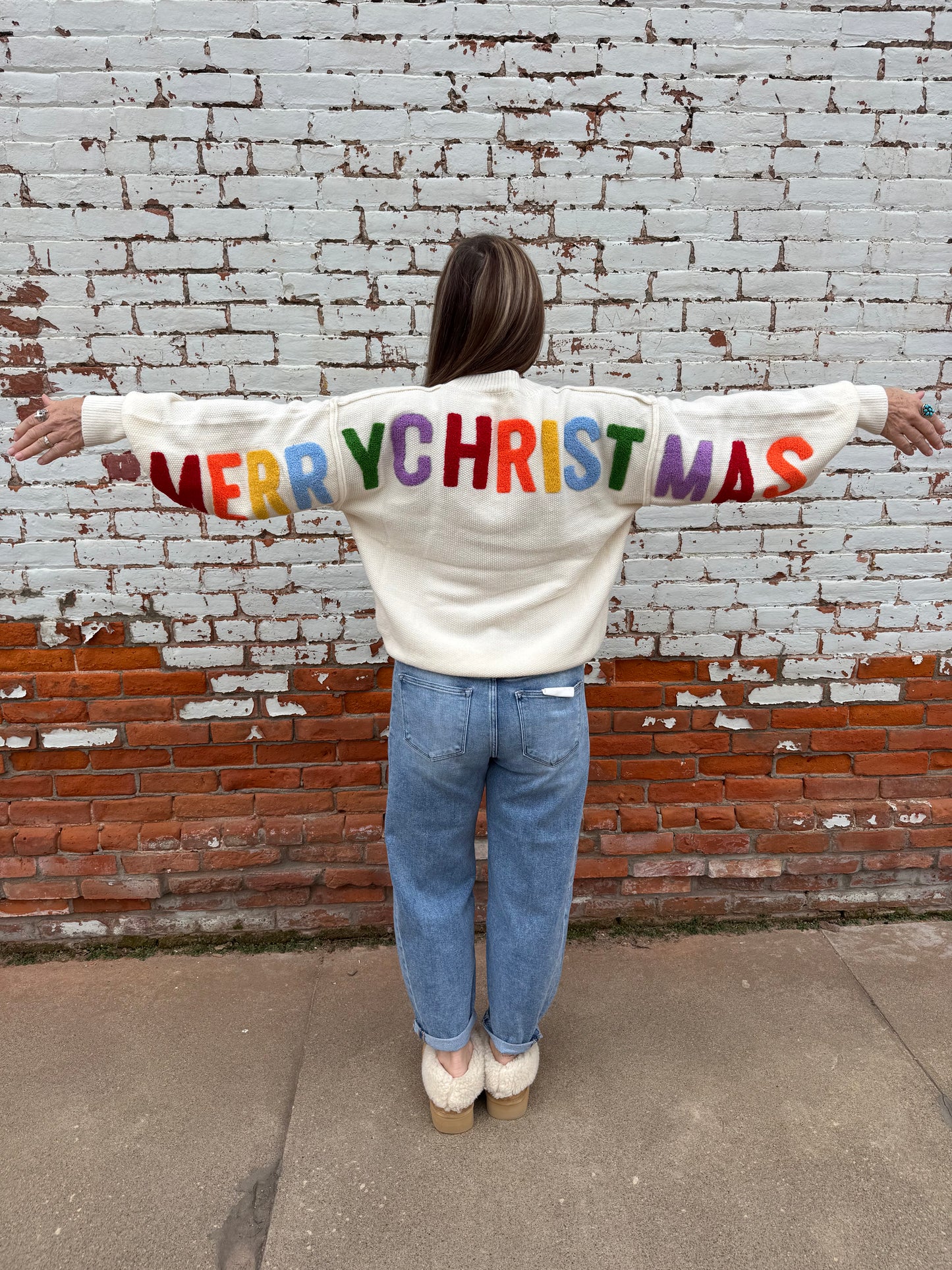 THE TINSELRIDGE OVERSIZED CHRISTMAS SWEATER