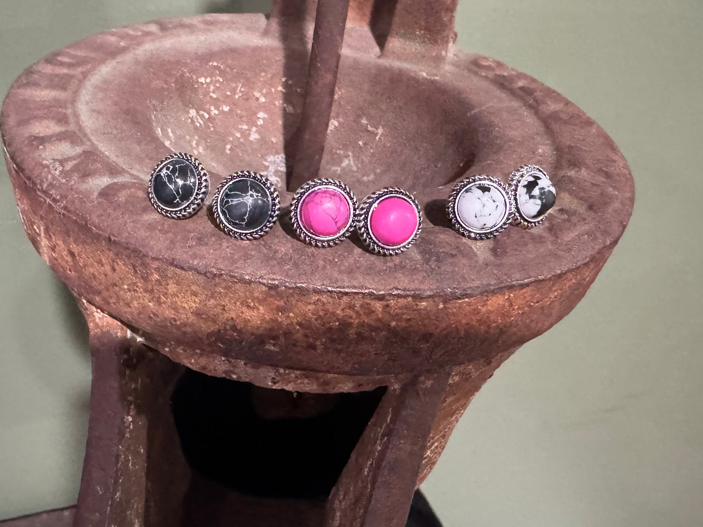 MINI STONE STUD EARRINGS