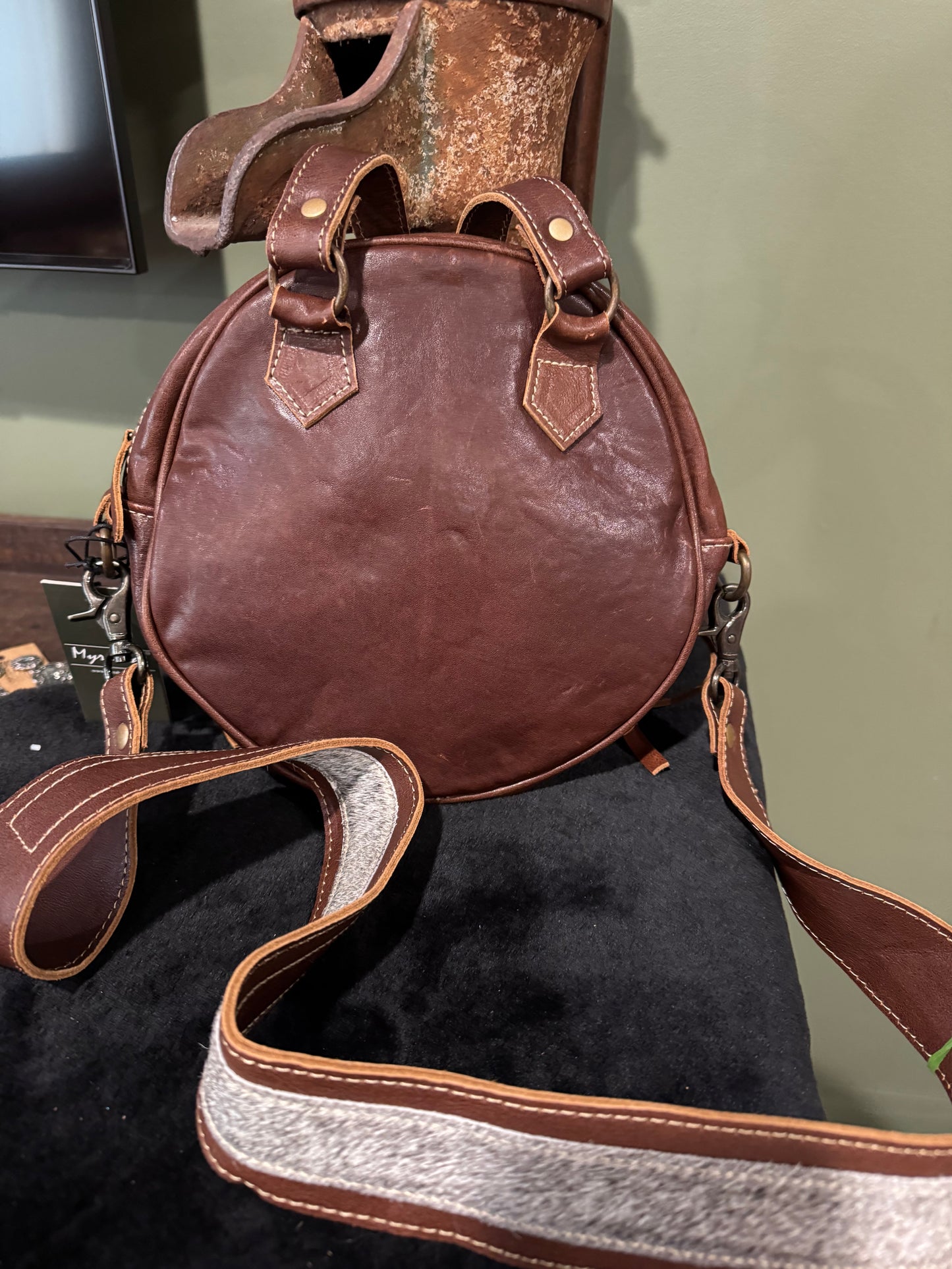 MYRA ROUND STEER HEAD COWHIDE BAG