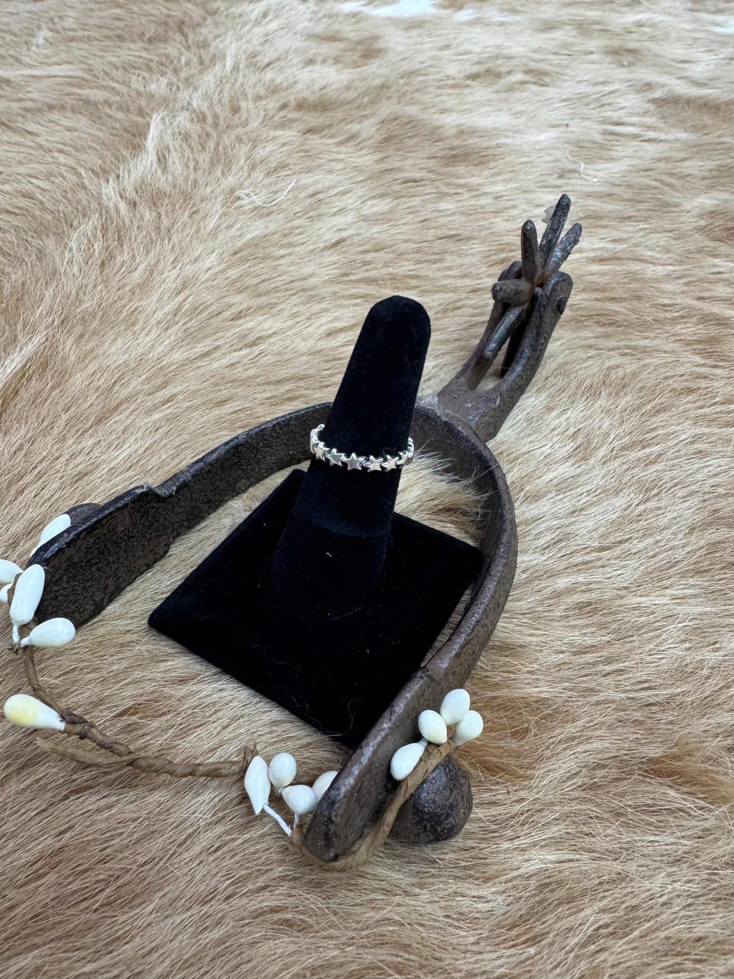 THE ASHLEY STAR RING