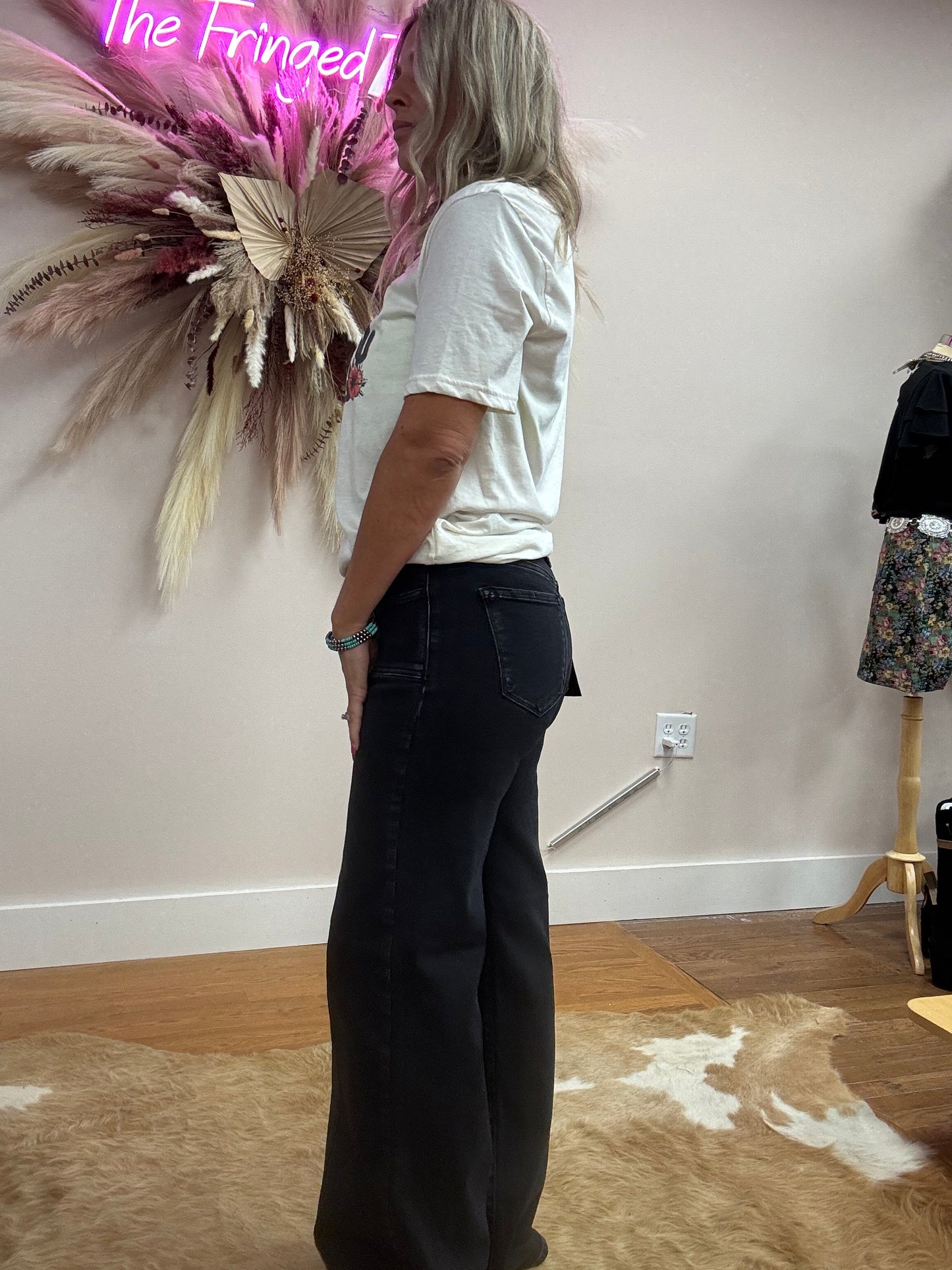 DONETTA MID-RISE WIDE JEANS