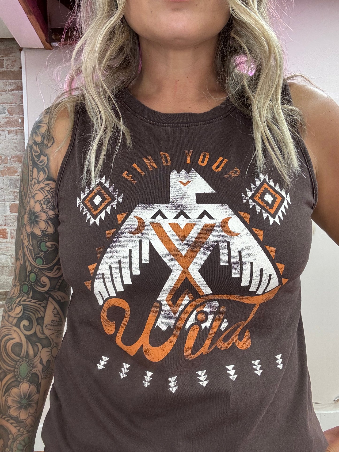 FIND YOUR WILD MINERAL GRAPHIC TANK TOP