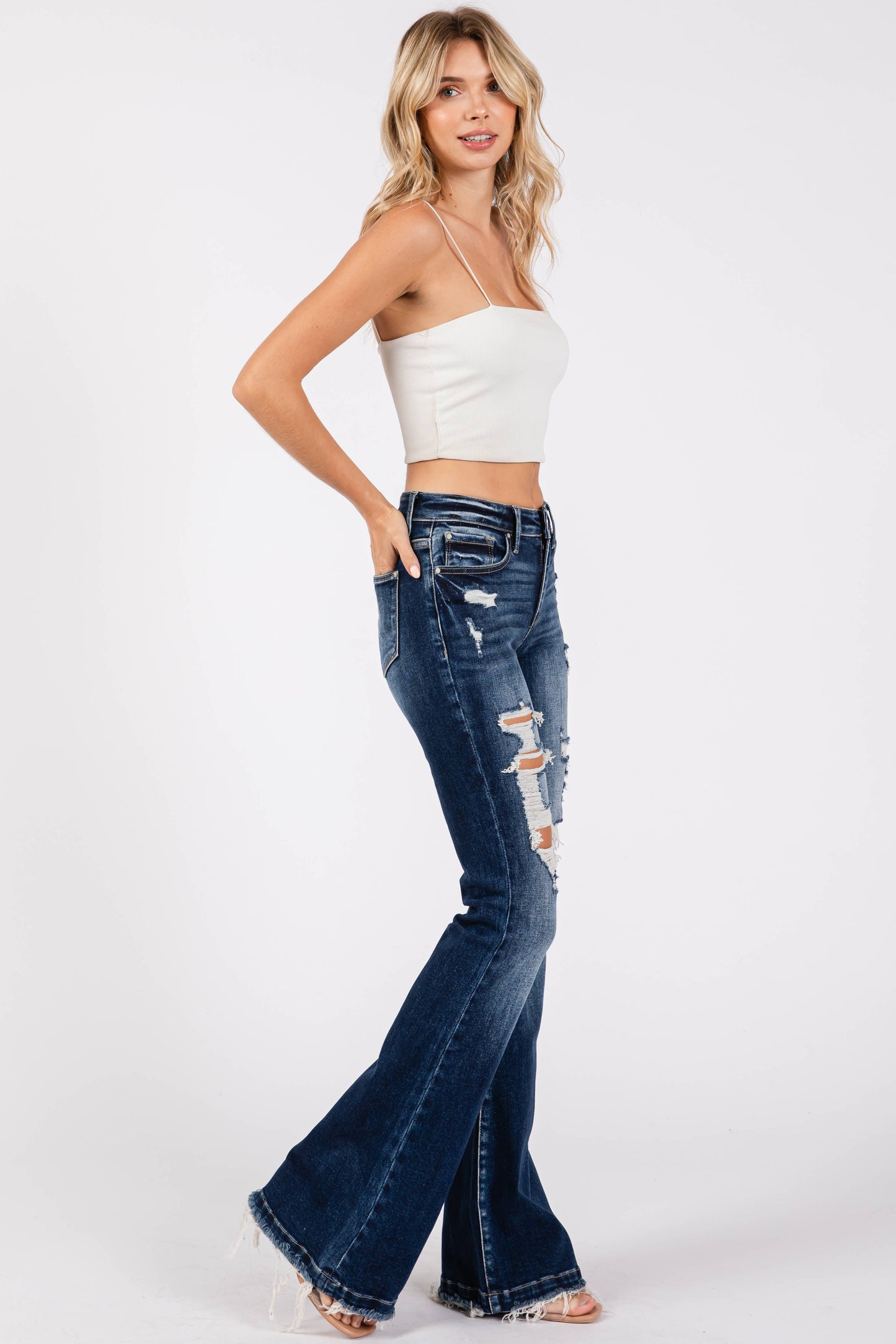 MONTANA- MID RISE DISTRESSED STRETCH FLARE JEANS