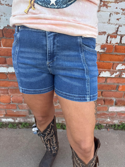THE SHELLEY SHORT