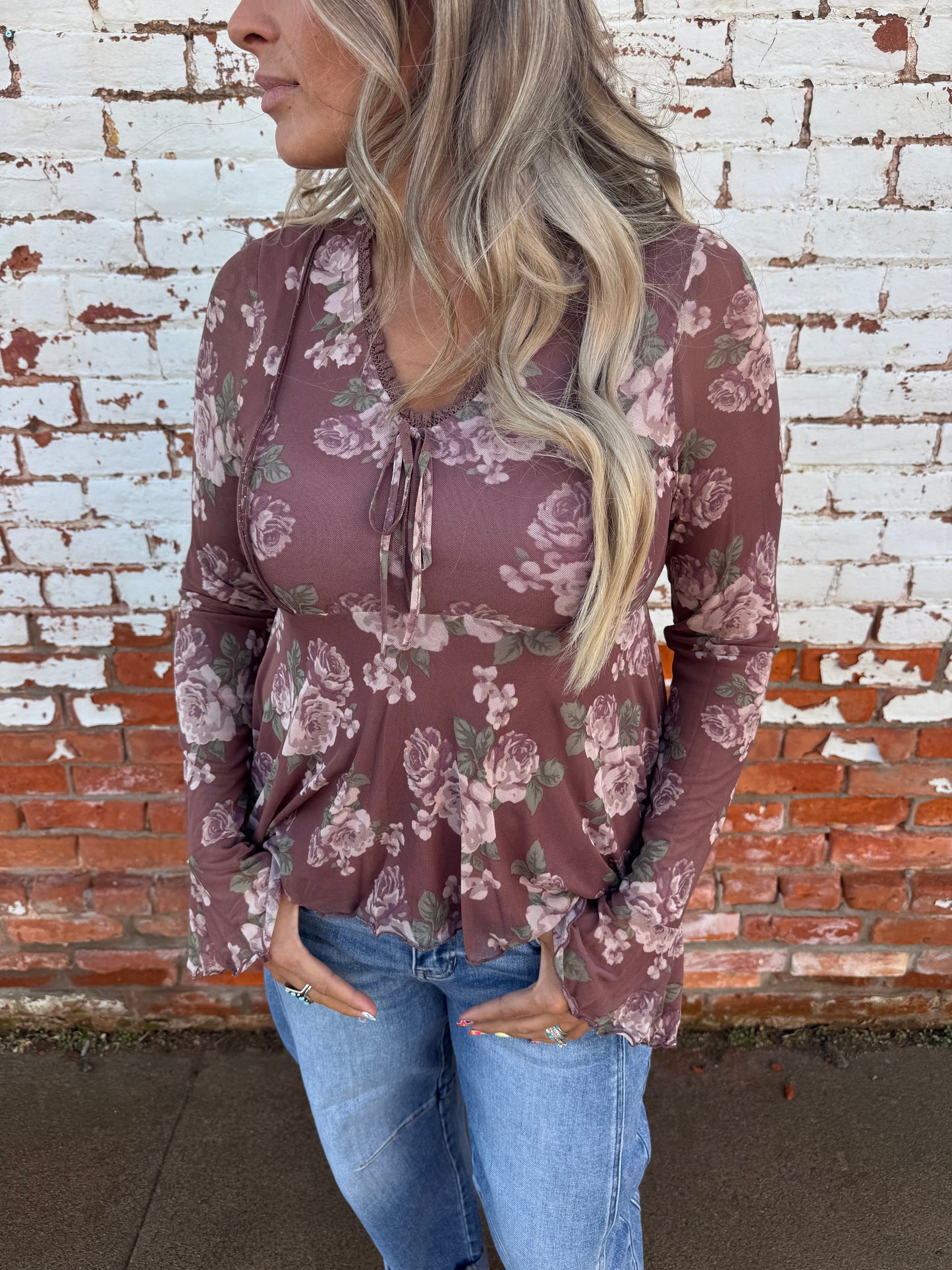 FLORAL MESH HANDKERCHIEF BLOUSE