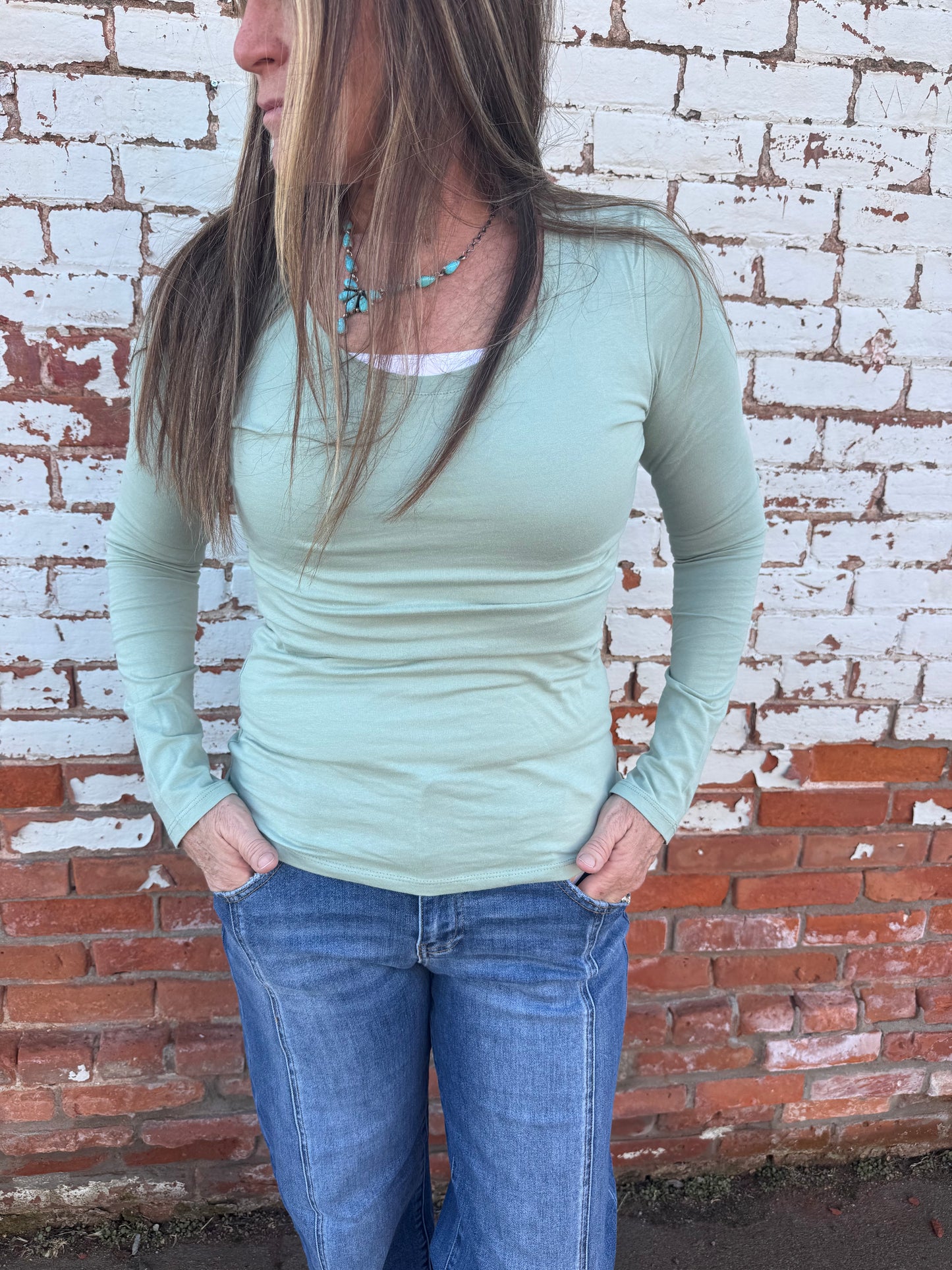 LONG SLEEVE BASIC TEE
