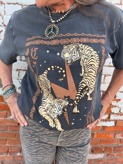 THE QUEEN OF TIGER TEE