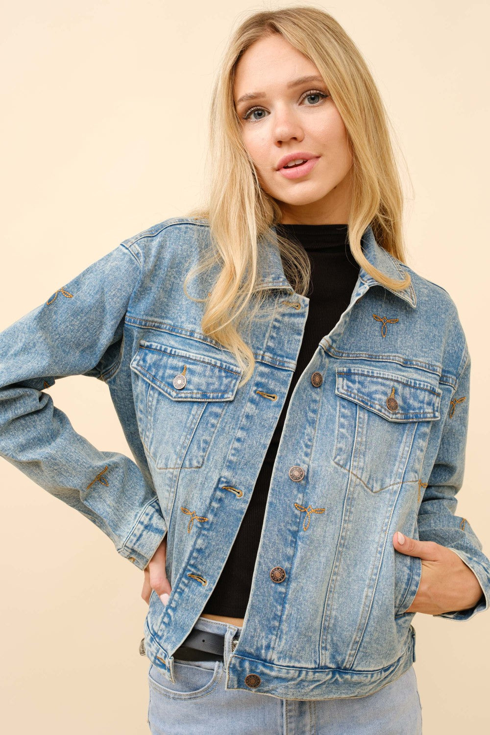 LEIGH BOOT STITCH DENIM TRUCKER JACKET