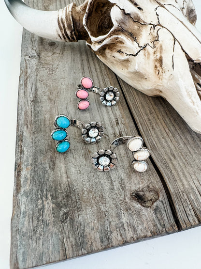 FLOWER OPEN CUFF STYLE RING