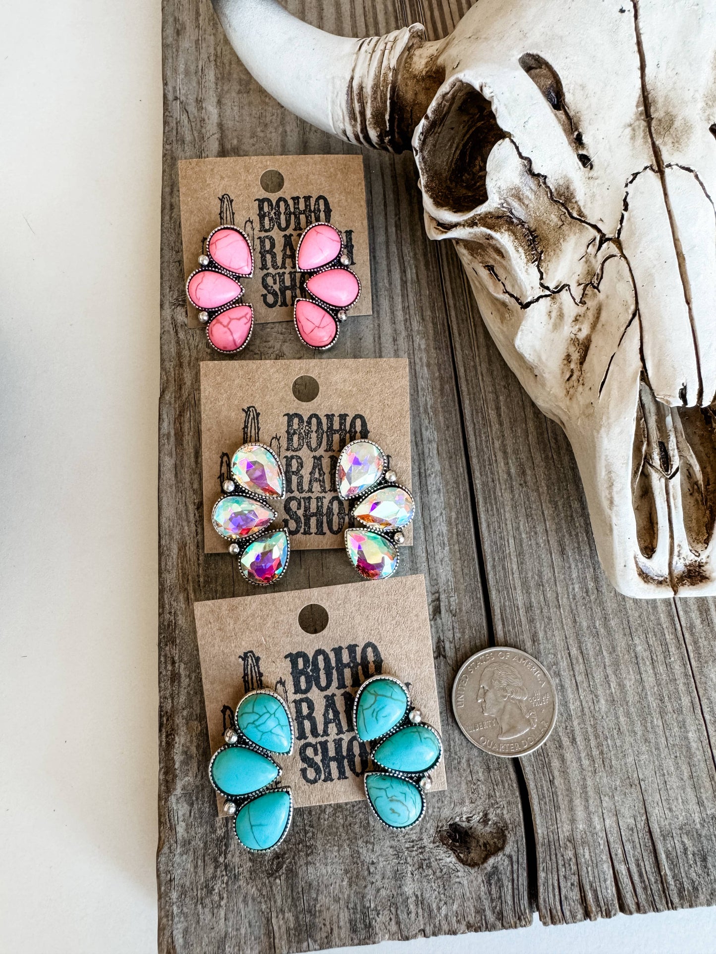 CLUSTER POST EARRINGS