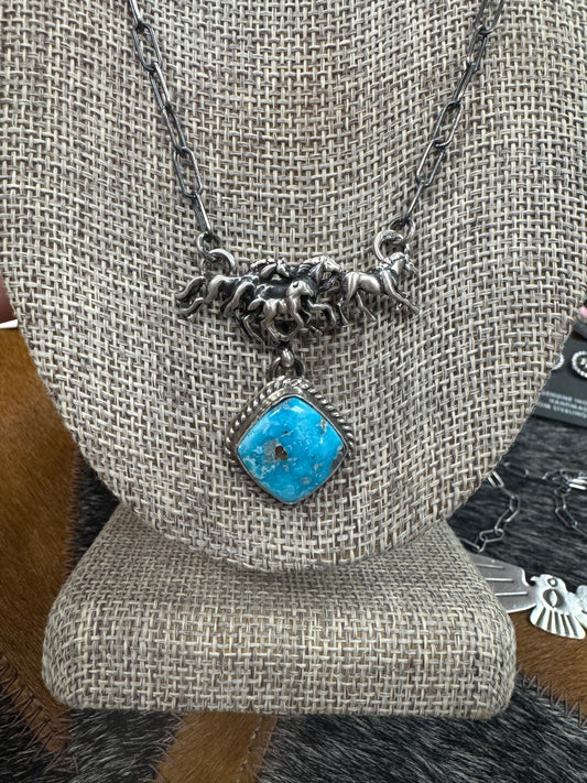 RUNNING HORSE NECKLACE