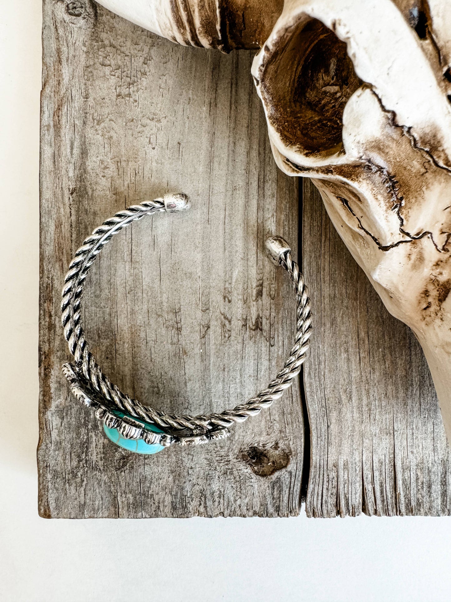 WESTERN STONE BRACELET