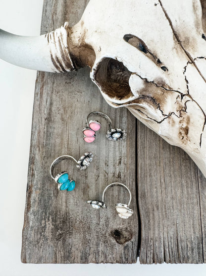FLOWER OPEN CUFF STYLE RING