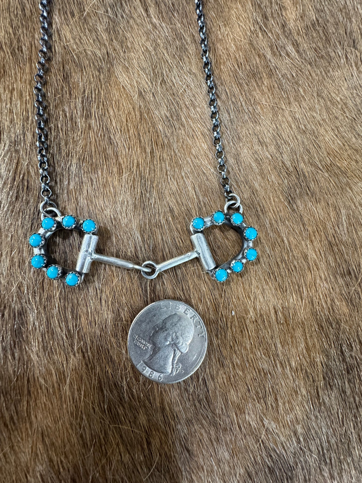 GUIDED GENTLY NECKLACE
