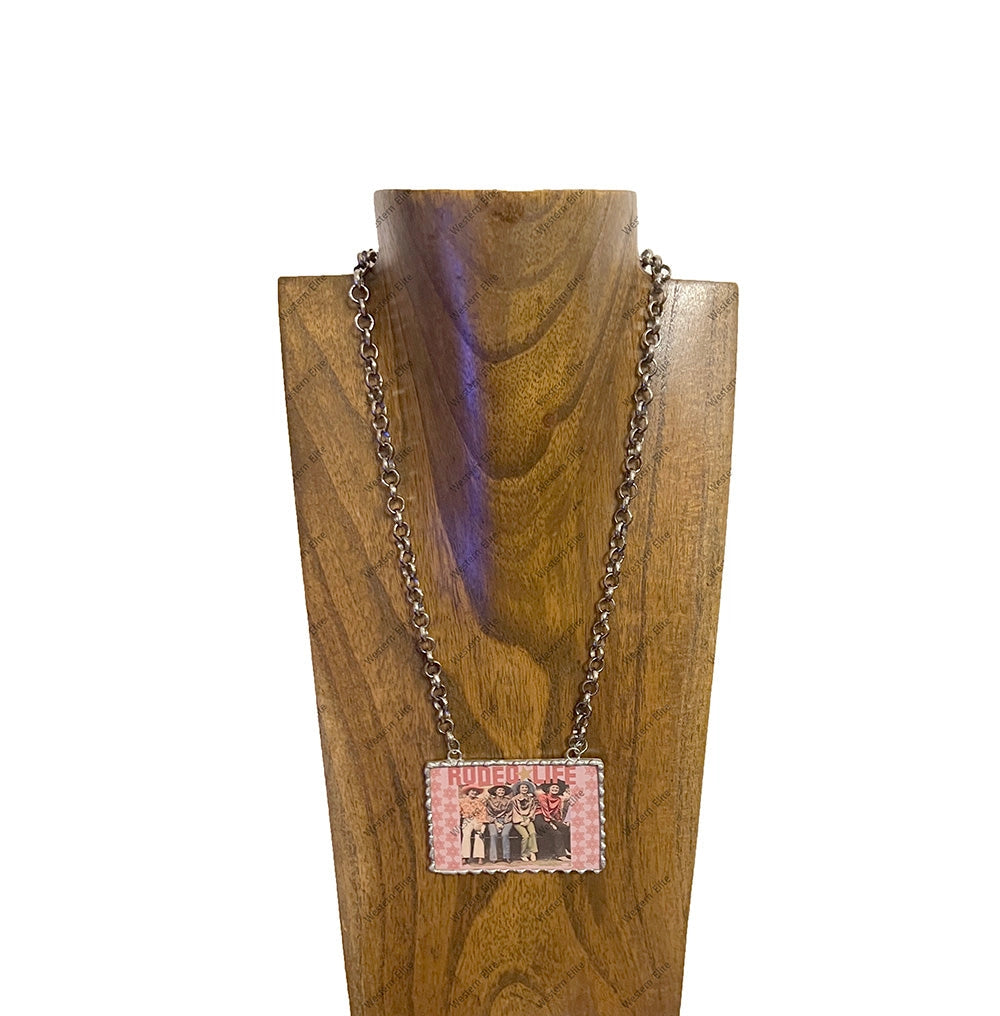 PICTURE PENDANT NECKLACE