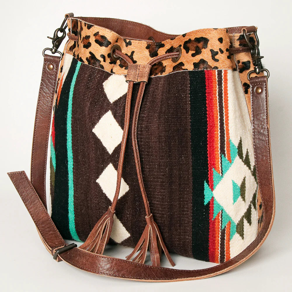 BELLE WESTERN BUCKET BAG