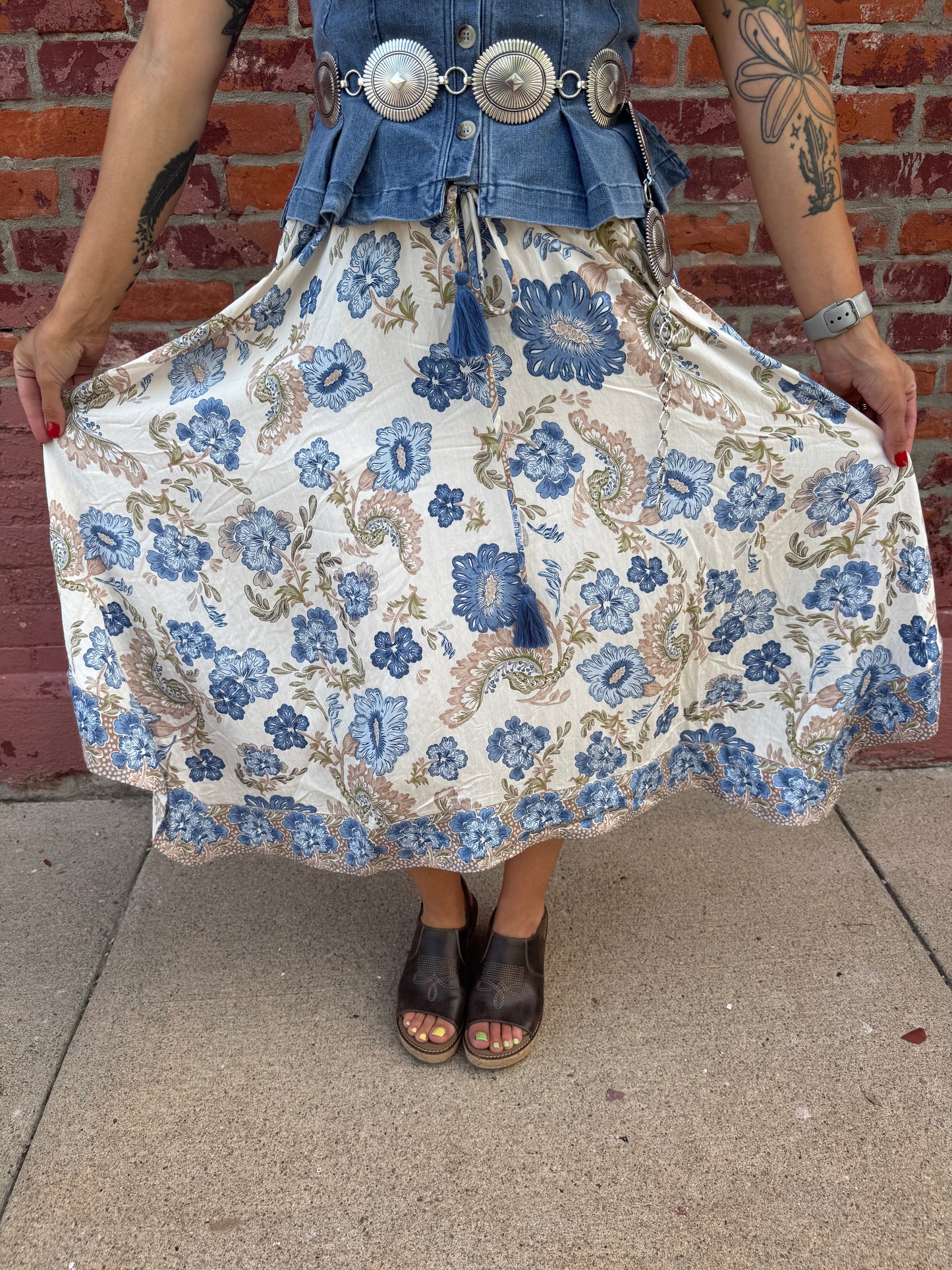 BLUE BELL FLORAL MIDI SKIRT