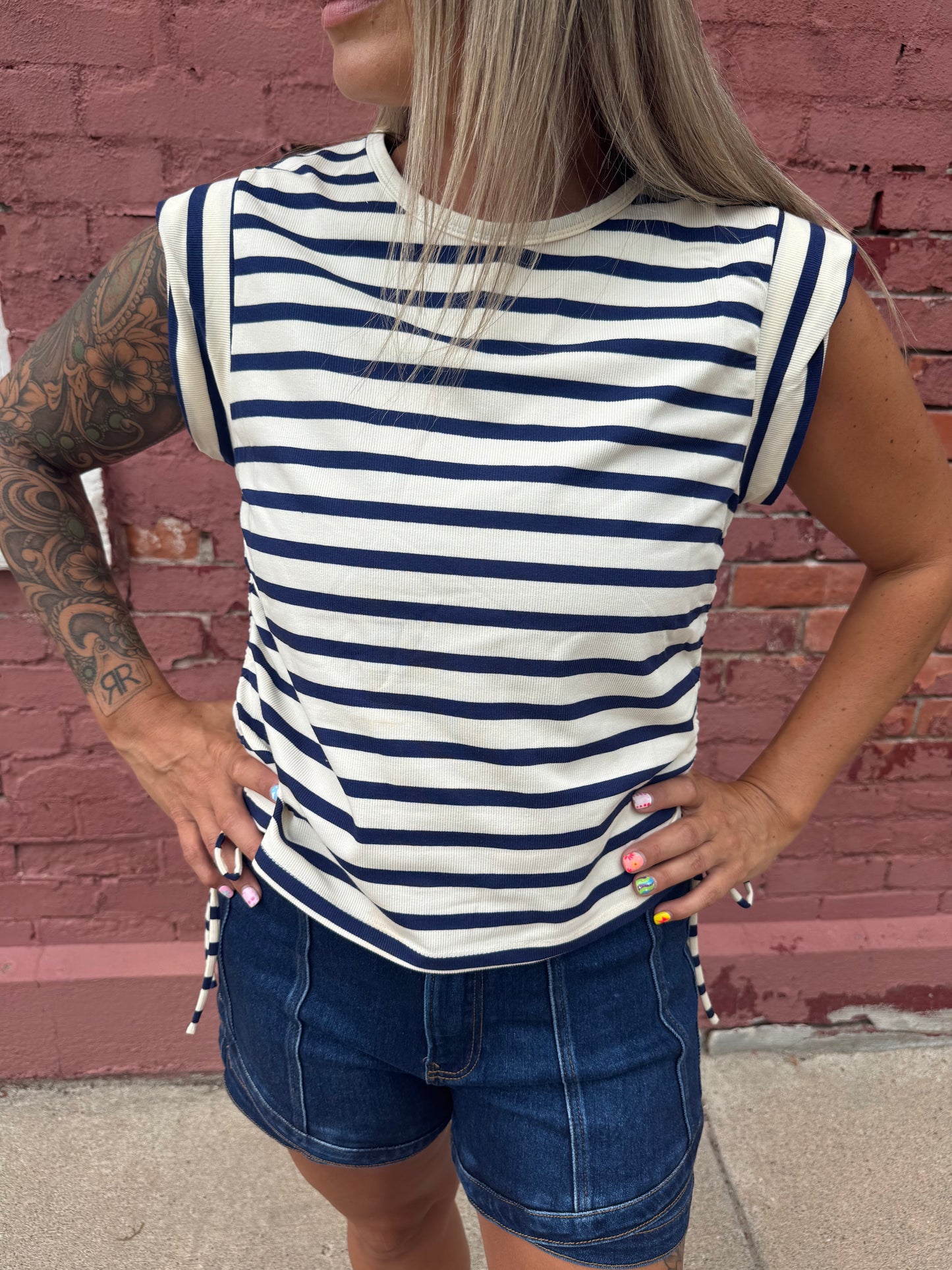 STRIPED TIE SIDE TOP