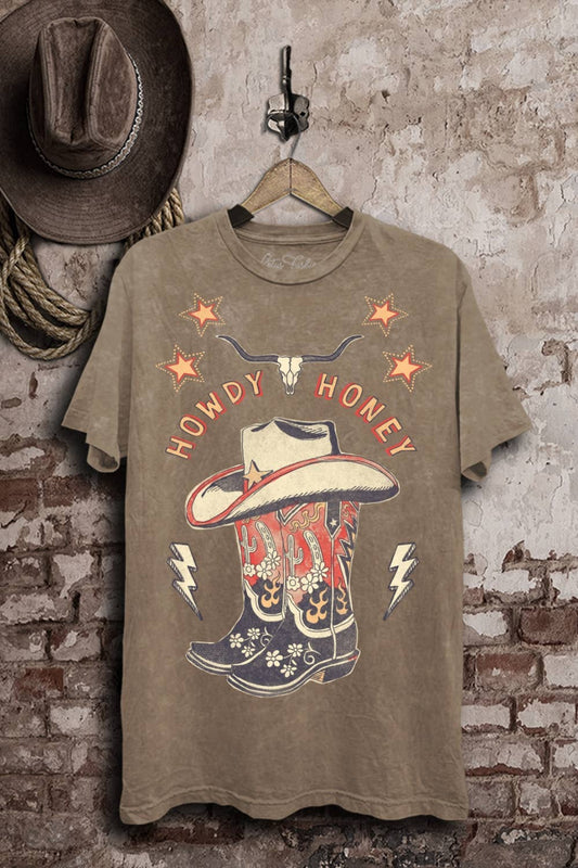 HOWDY HONEY GRAPHIC TOP