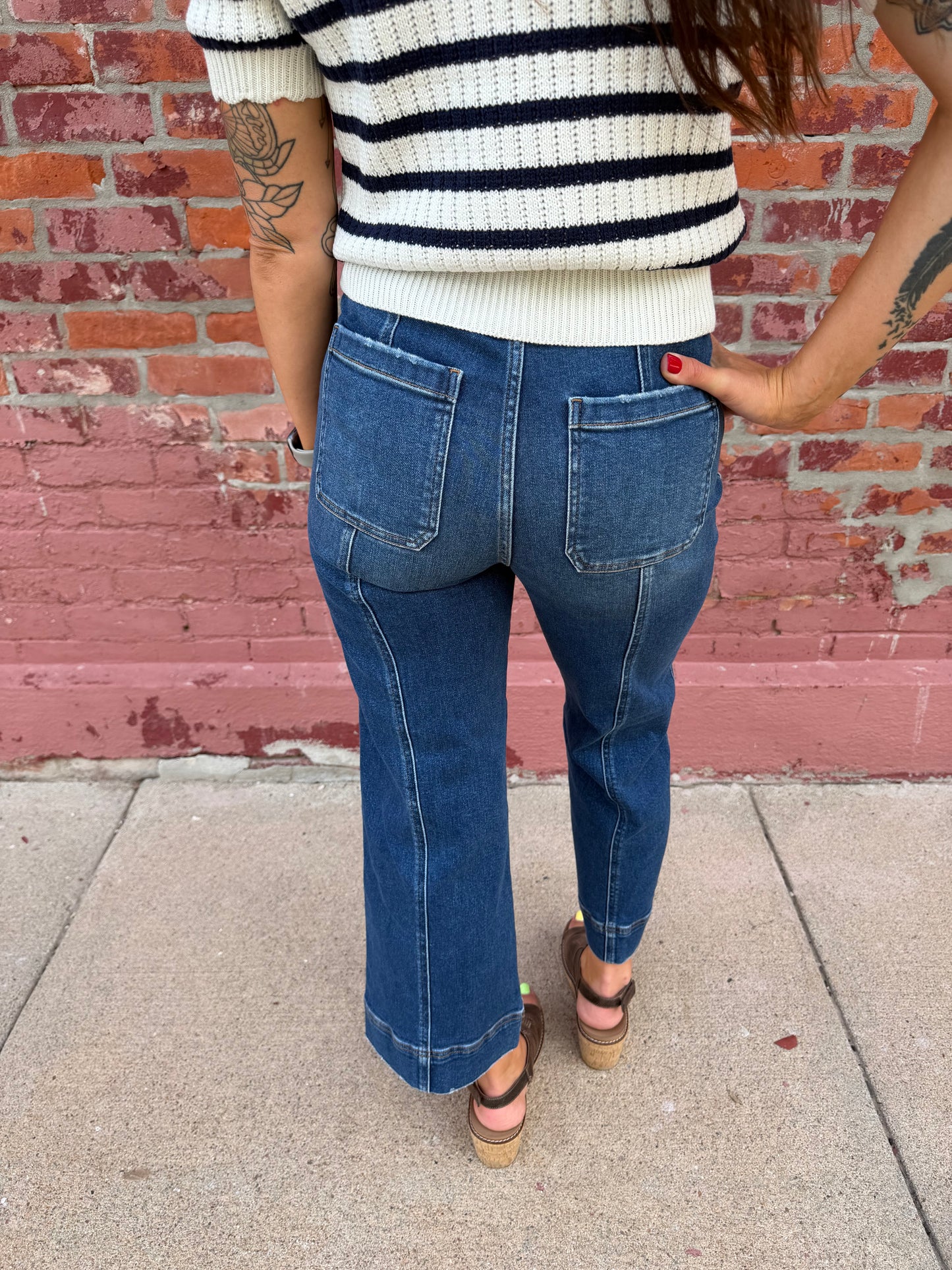 THE NATALIE CROPPED JEAN